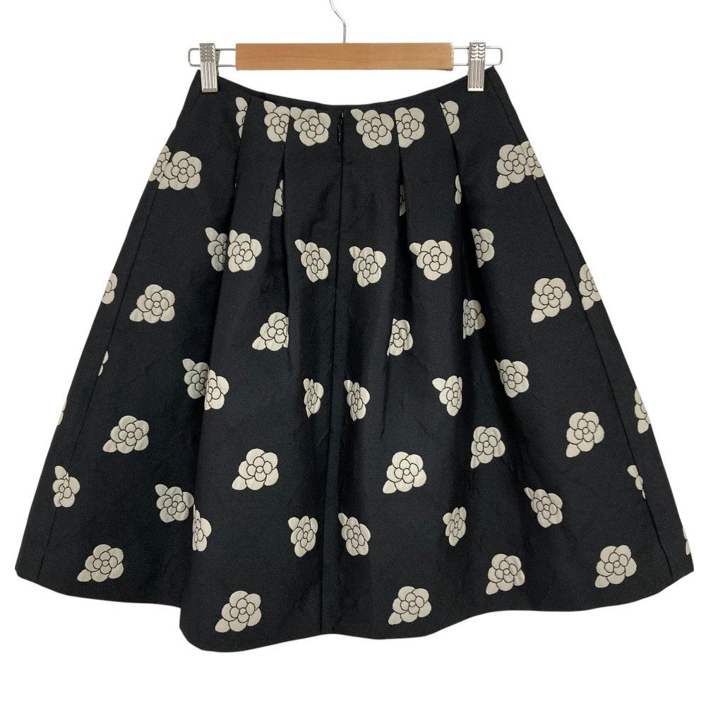 Other Other M'S GRACY Camellia Knee-Length Flare Skirt Others Skirts DUTY FREE for USA Size ONE SIZE - 2 Thumbnail