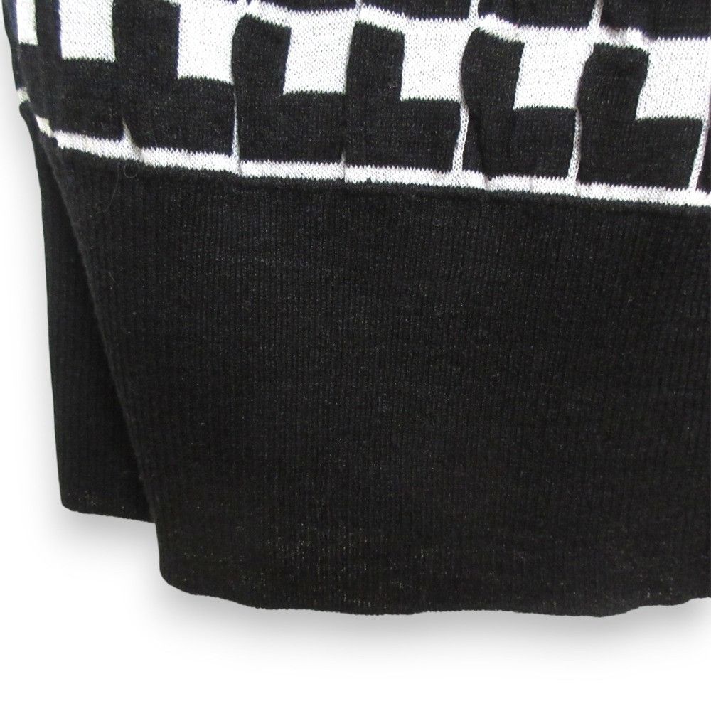 Other Other BLAMINK Silk Geometric Jacquard Sleeveless Knit Others Tops 7918-230-0086 DUTY FREE for USA Size ONE SIZE - 5 Thumbnail