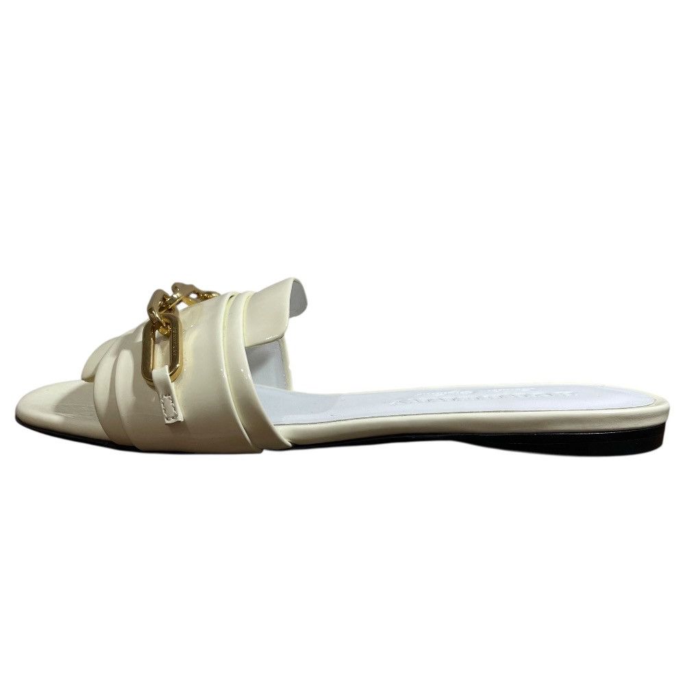 Burberry Burberry Burberry Chain Patent Leather Mule Sandals Enamel Shoes DUTY FREE for USA Size ONE SIZE - 4 Thumbnail