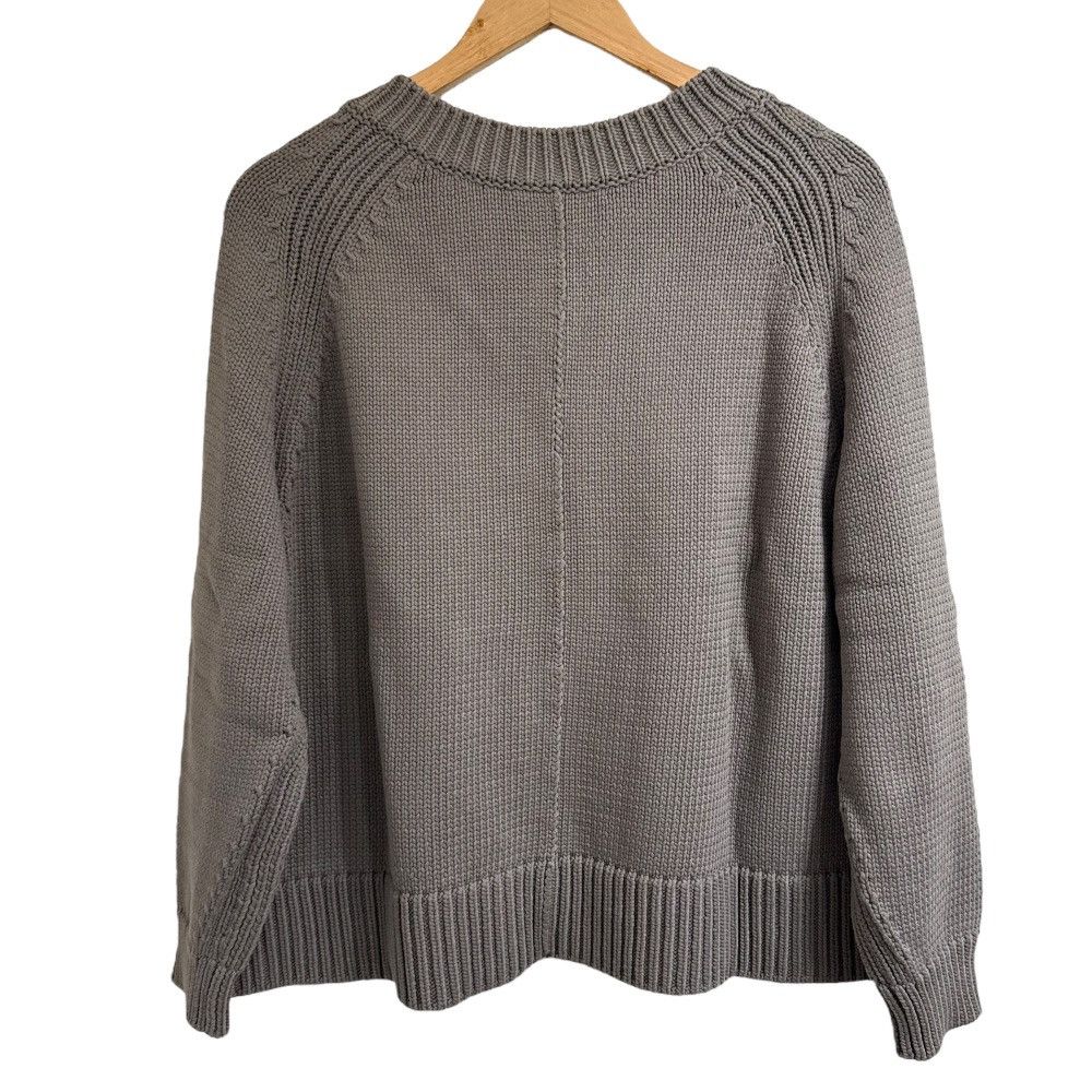 Other Other ebure Liliyan V-neck Knit Pullover Others Tops 4110800272 DUTY FREE for USA Size ONE SIZE - 2 Thumbnail
