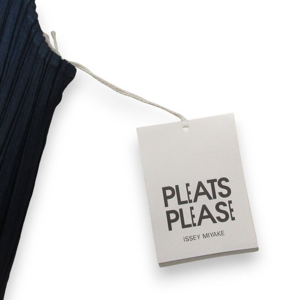 Issey Miyake Issey Miyake PLEATS PLEASE PLEATS PLEASE Cut and Sewn Tank Top Limited Others Tops PP33JK001 DUTY FREE for USA Size ONE SIZE - 5 Thumbnail