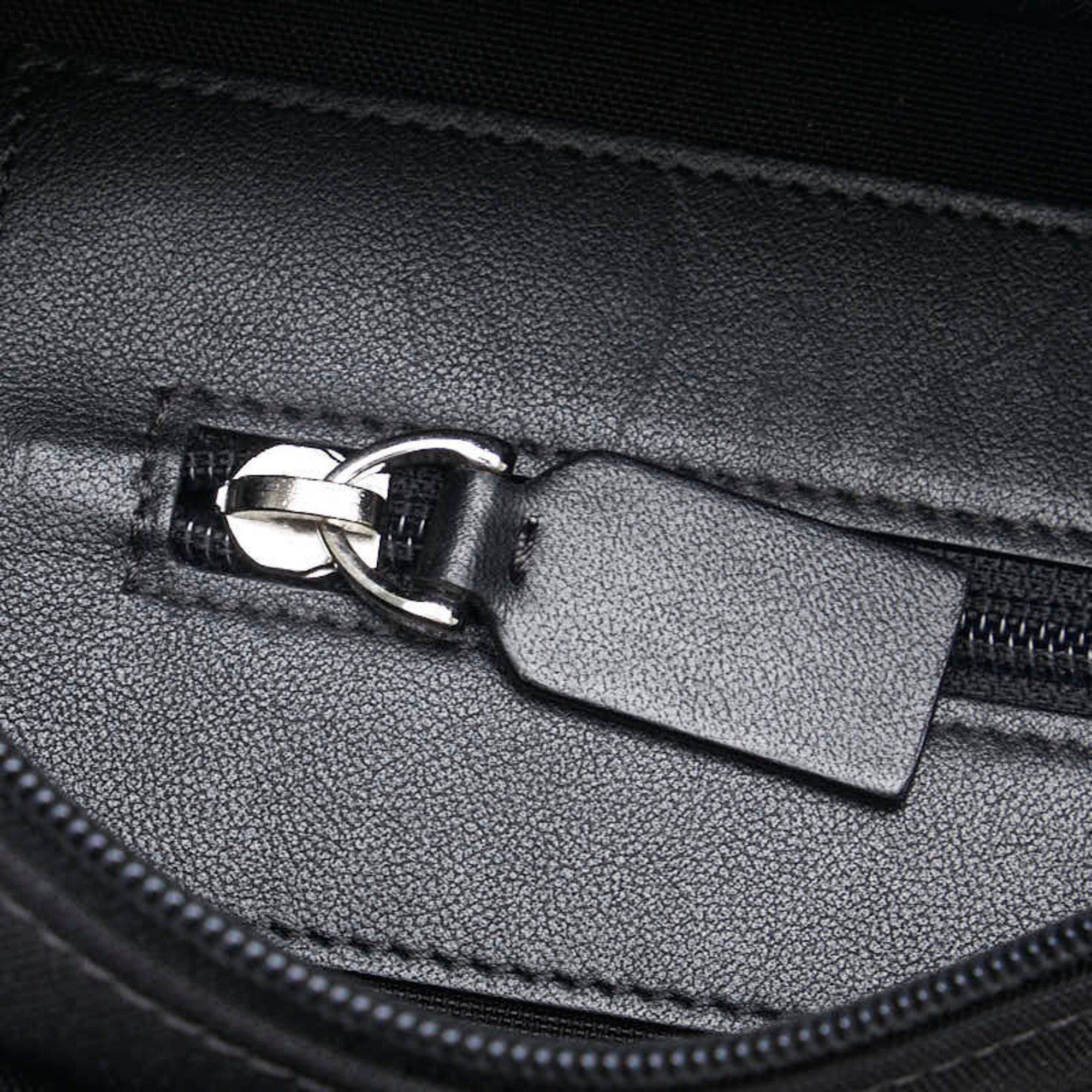 Valentino Valentino V Logo Body Bag/Belt Bag in Black Canvas and Leather for Women. Size ONE SIZE - 12 Thumbnail