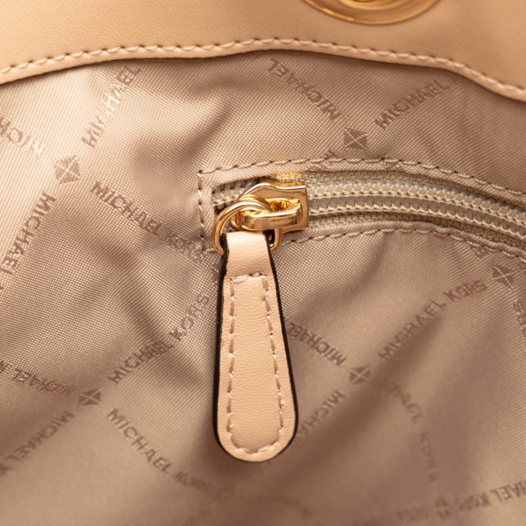 Michael Kors Michael Kors Jet Set Travel logo shoulder bag tote in beige leather for women. Size ONE SIZE - 7 Thumbnail