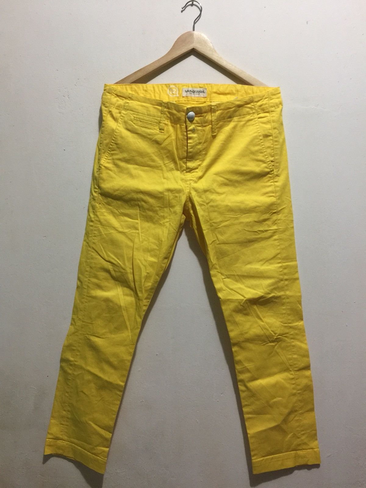 Vanquish Casual Pants