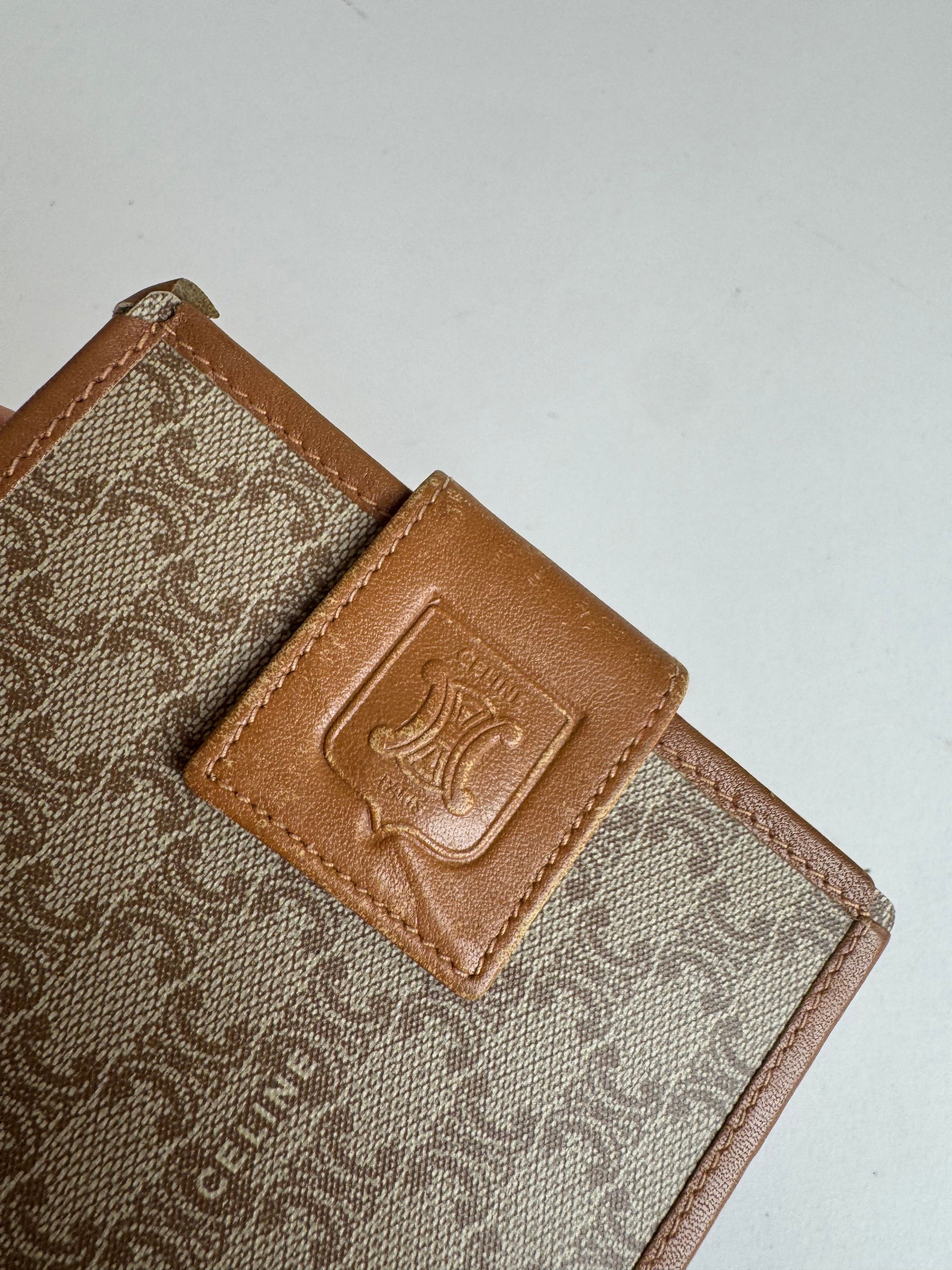 Celine Vintage Paris Monogram Leather wallet beige brown Size ONE SIZE - 3 Thumbnail