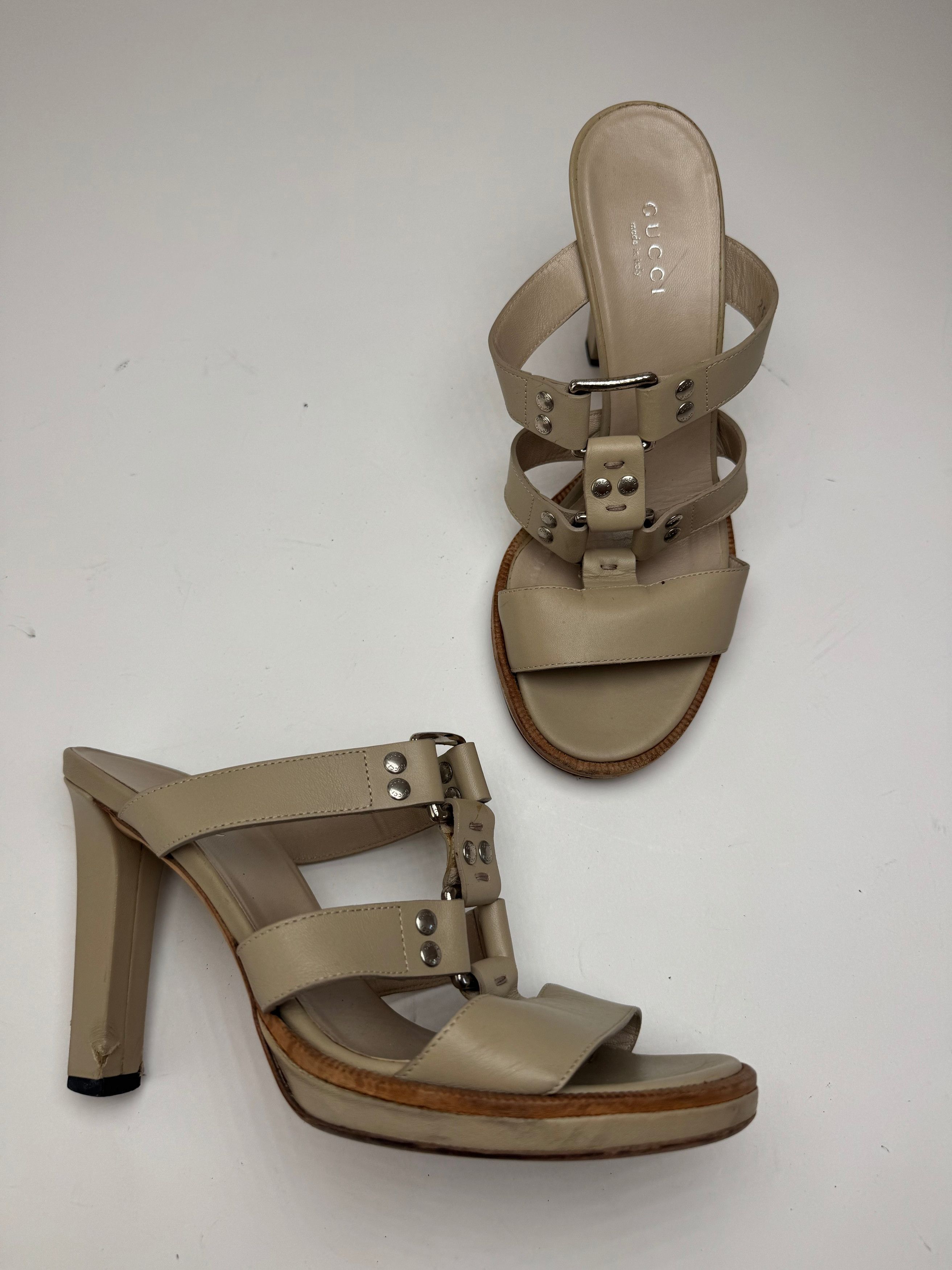 Gucci Vintage Leather Pumps Beige 37 Size US 6 / IT 36 - 8 Thumbnail