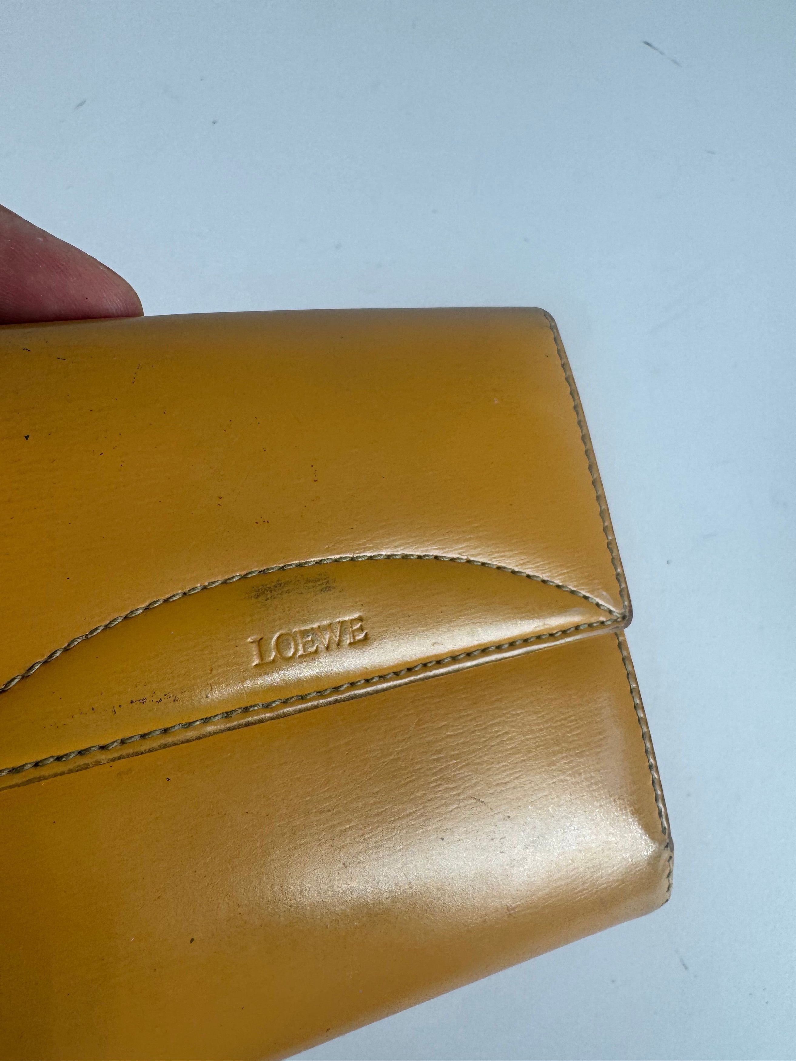 Loewe Vintage Madrid Patent Leather wallet yellow Size ONE SIZE - 7 Thumbnail