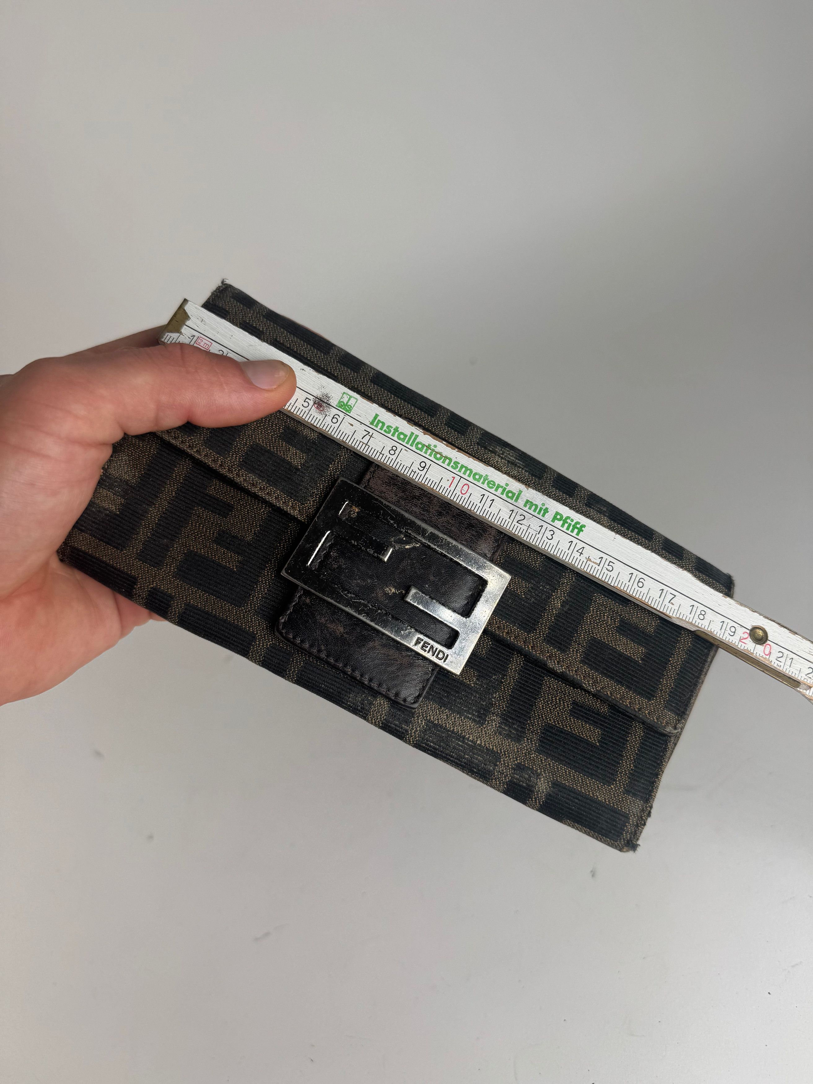 Fendi Vintage Baguette Monogram Wallet Brown Size ONE SIZE - 7 Thumbnail