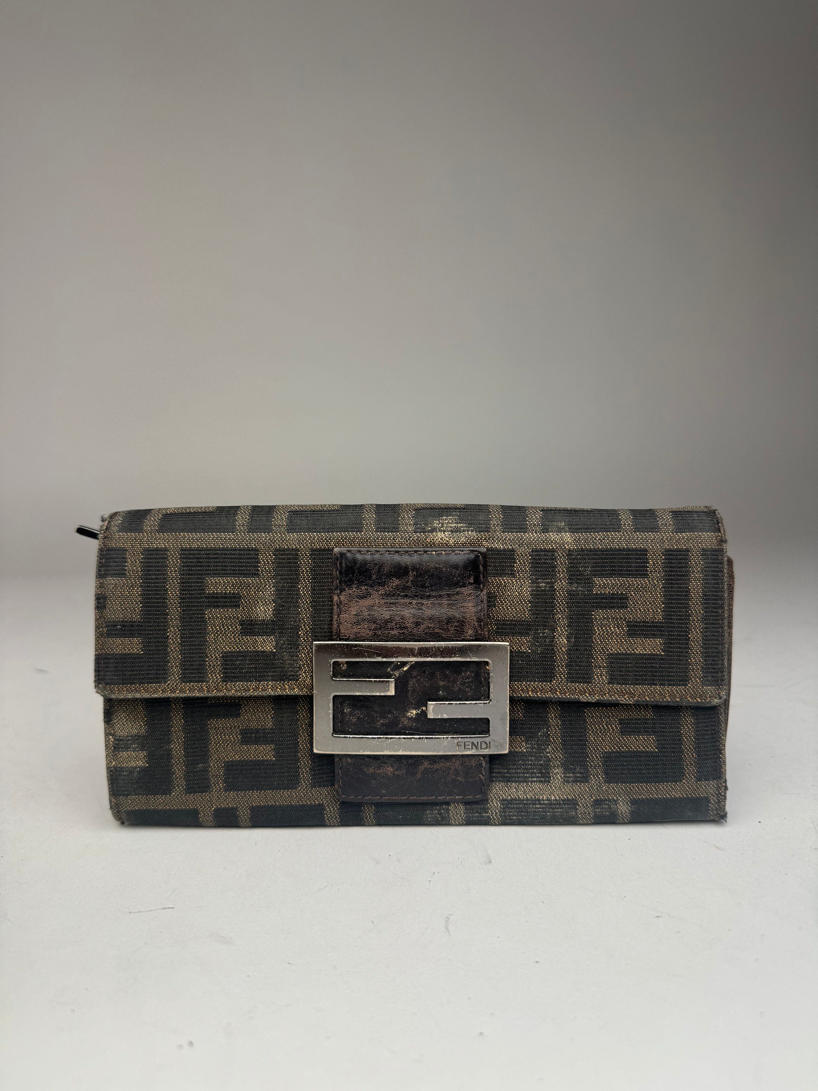 Fendi Vintage Baguette Monogram Wallet Brown Size ONE SIZE - 9 Thumbnail