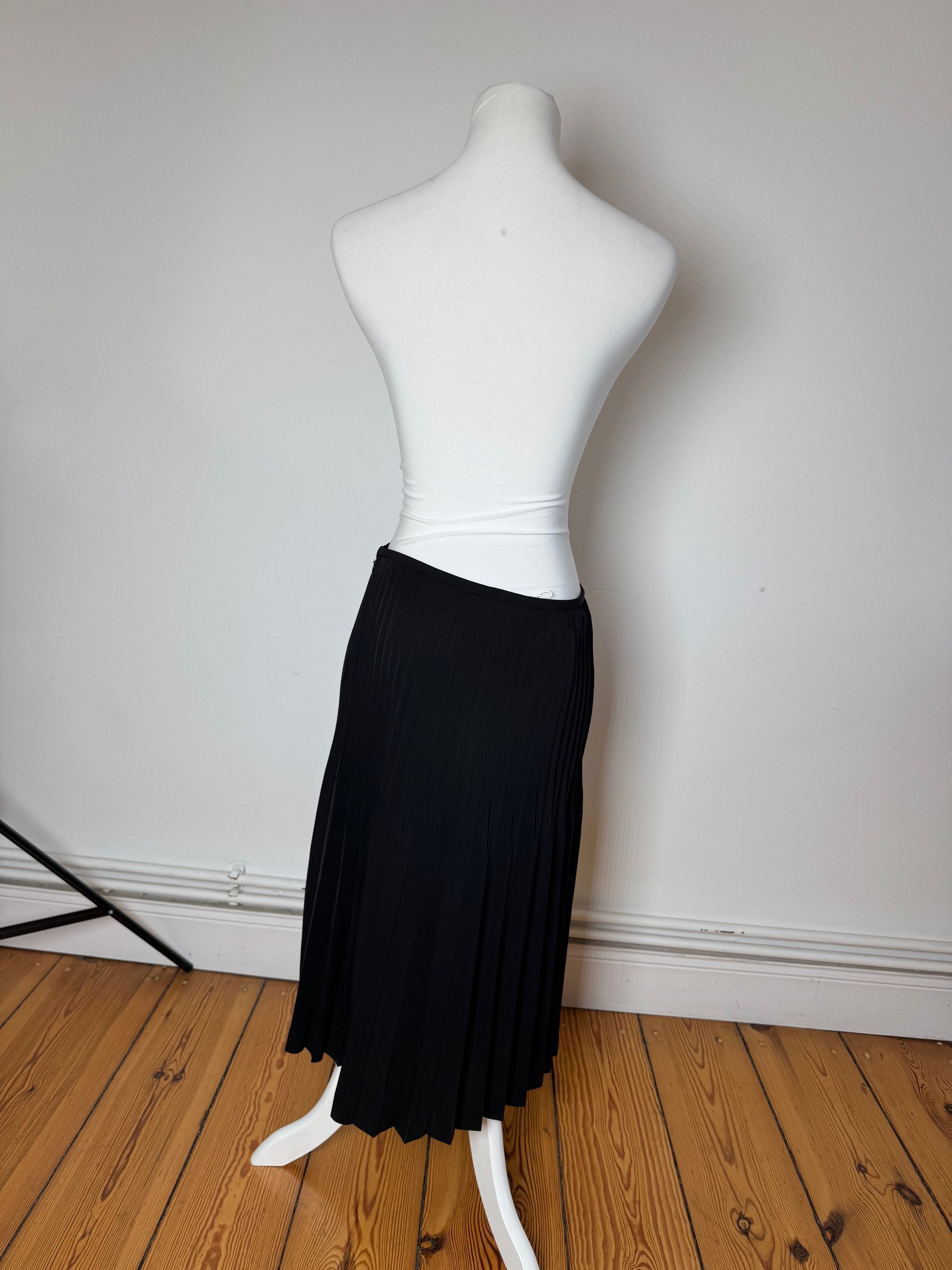 Givenchy Vintage Plissee Skirt 36/S black Size 27" / US 4 / IT 40 - 3 Thumbnail