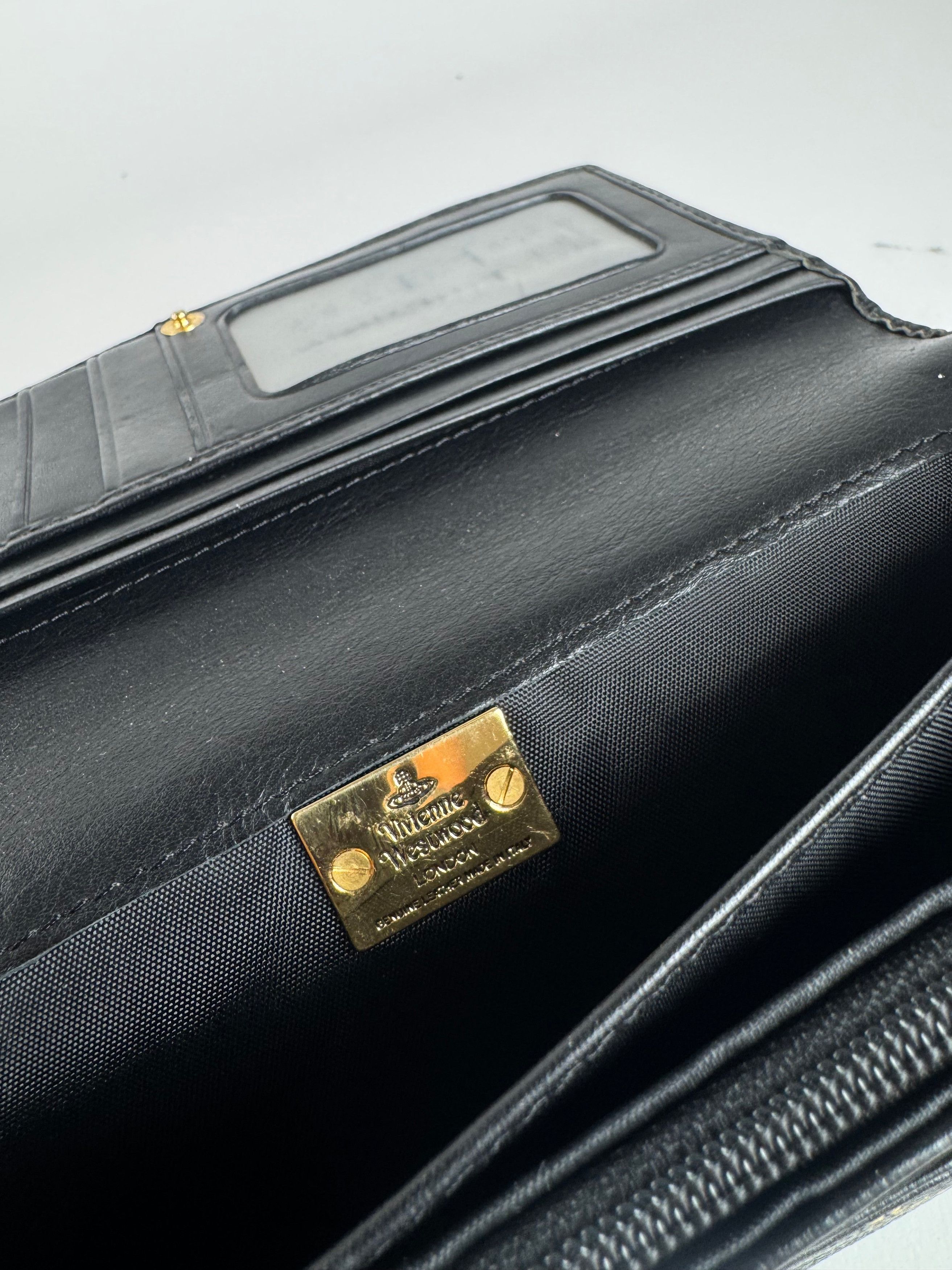 Vintage checked leather wallet black red
