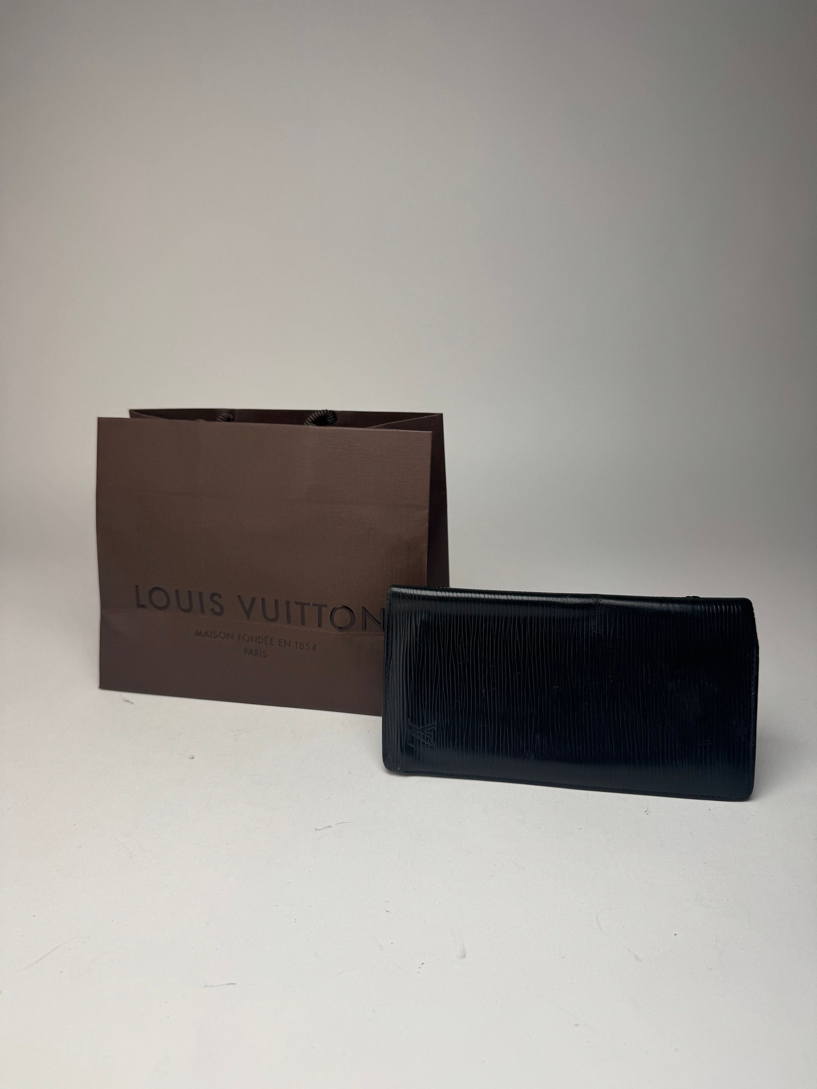 Louis Vuitton Vintage EPI Leather Id Holder / wallet Black Size ONE SIZE - 4 Thumbnail
