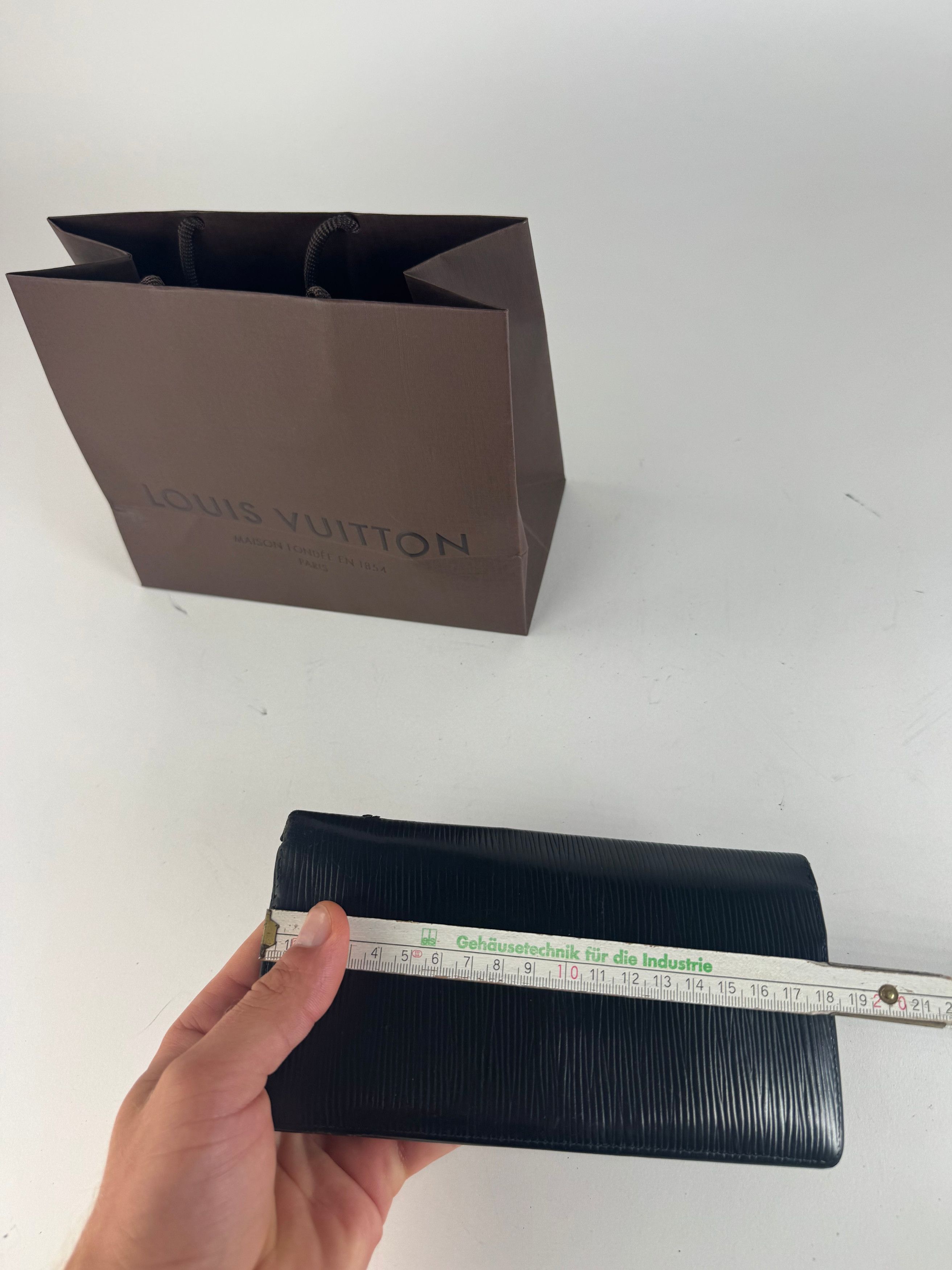 Louis Vuitton Vintage EPI Leather Id Holder / wallet Black Size ONE SIZE - 13 Thumbnail