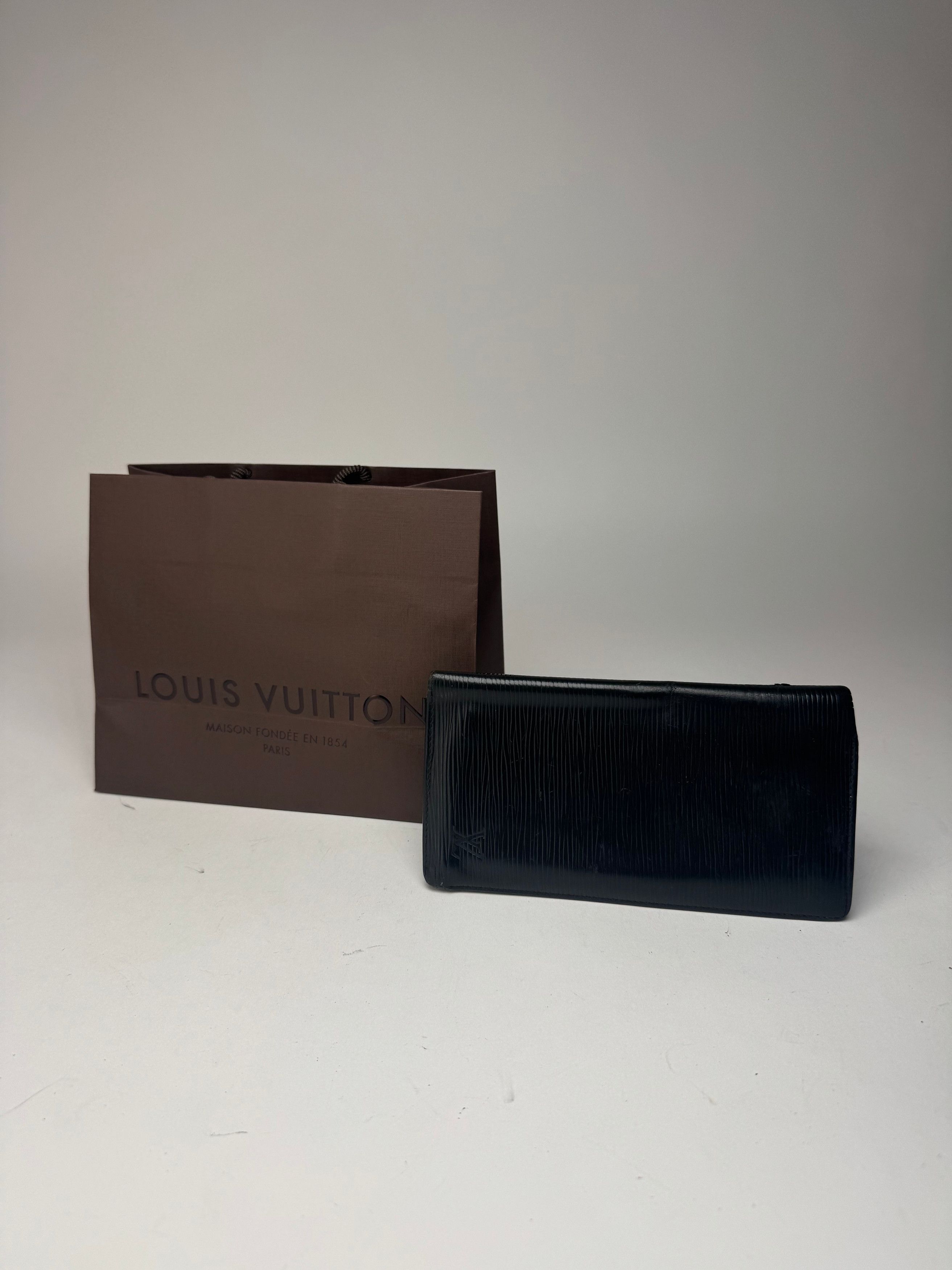 Louis Vuitton Vintage EPI Leather Id Holder / wallet Black Size ONE SIZE - 15 Thumbnail