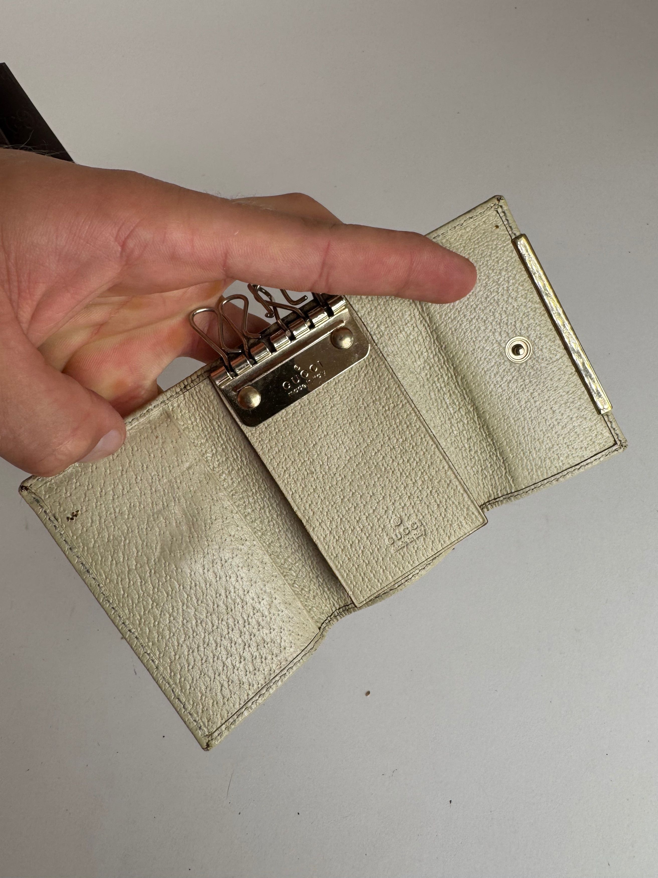 Gucci Vintage Monogram Key Holder beige white Size ONE SIZE - 7 Thumbnail