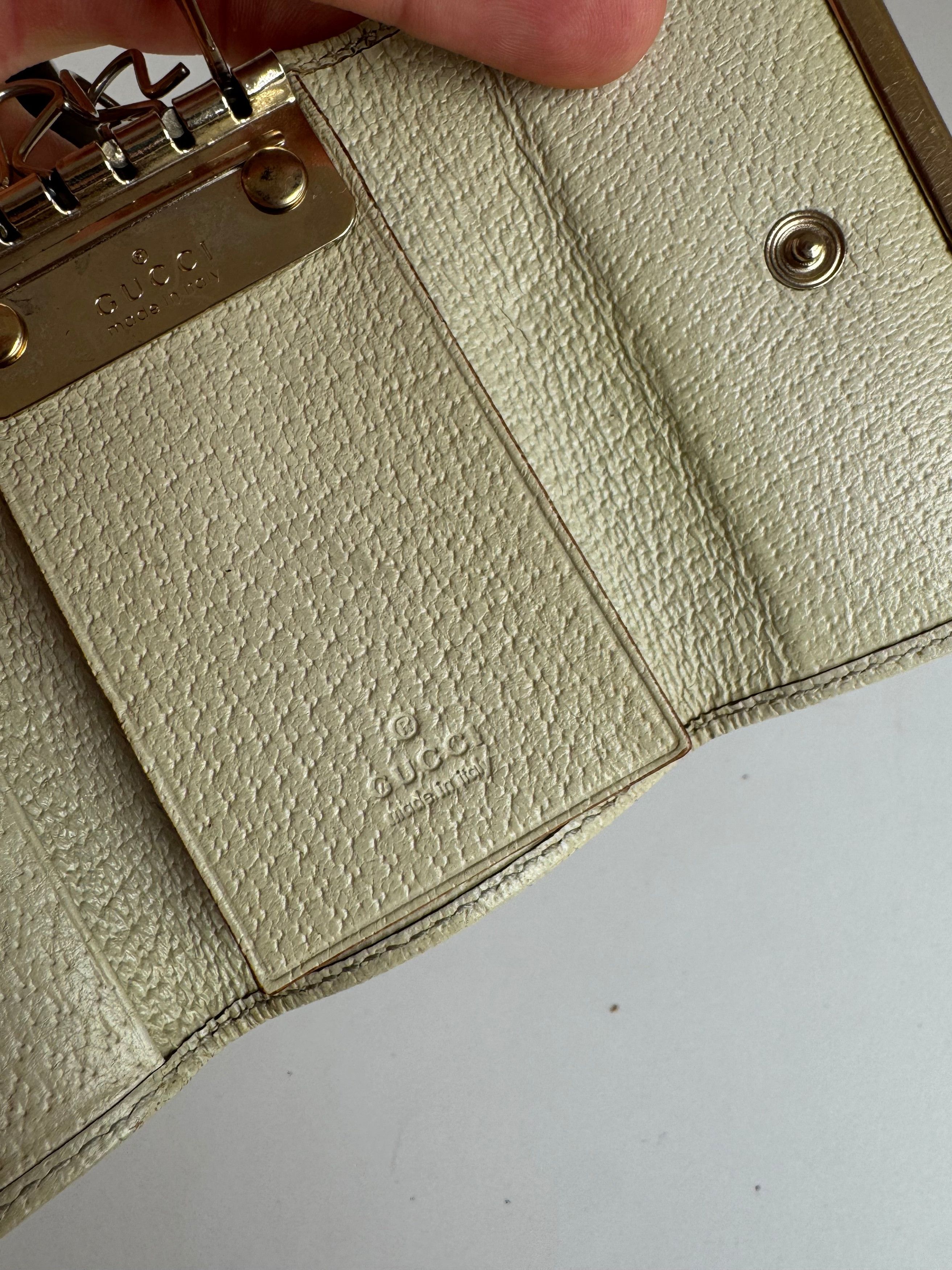 Gucci Vintage Monogram Key Holder beige white Size ONE SIZE - 8 Thumbnail