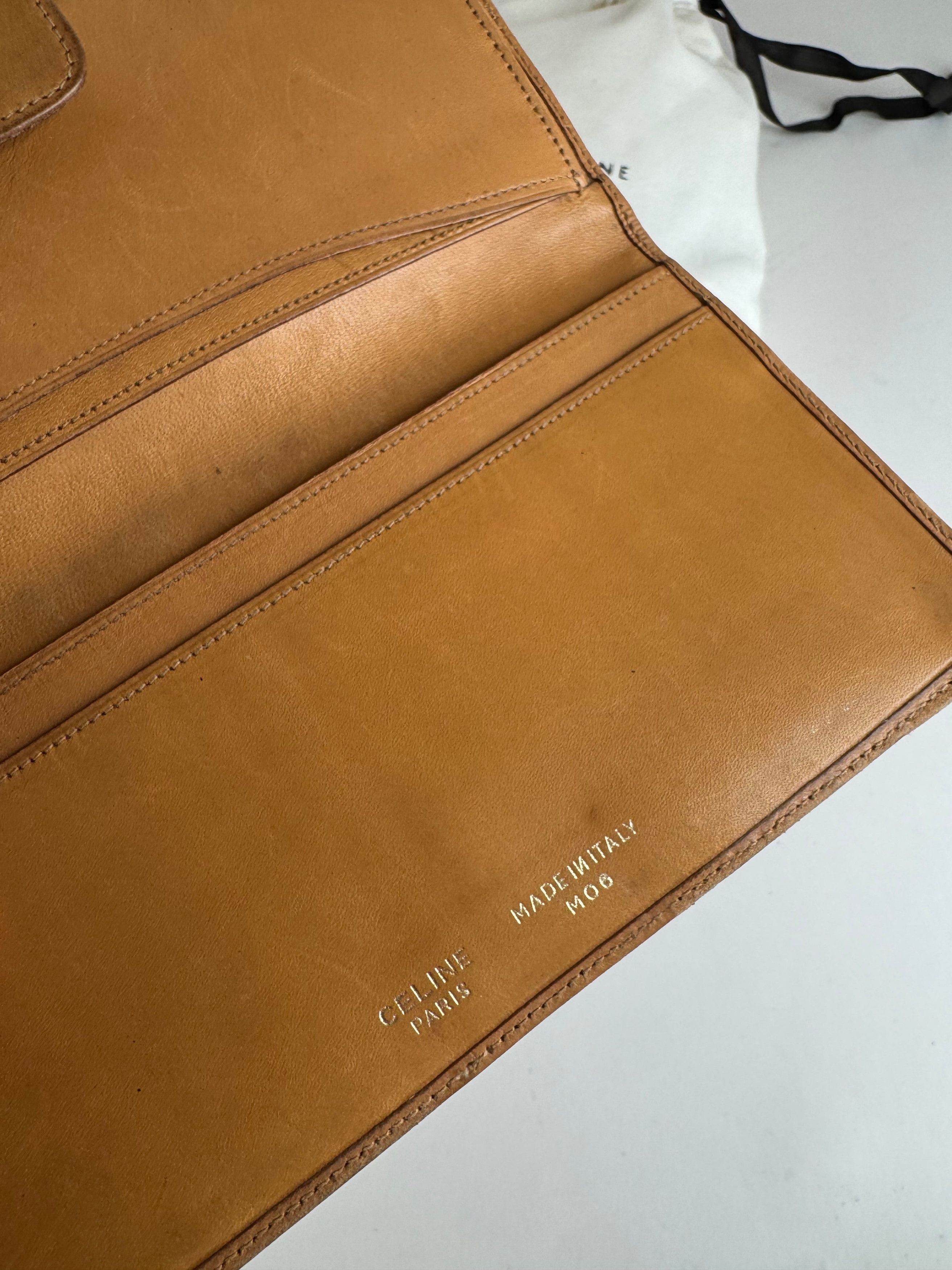 Celine Vintage Paris Triomphe Leather Wallet beige Size ONE SIZE - 9 Thumbnail