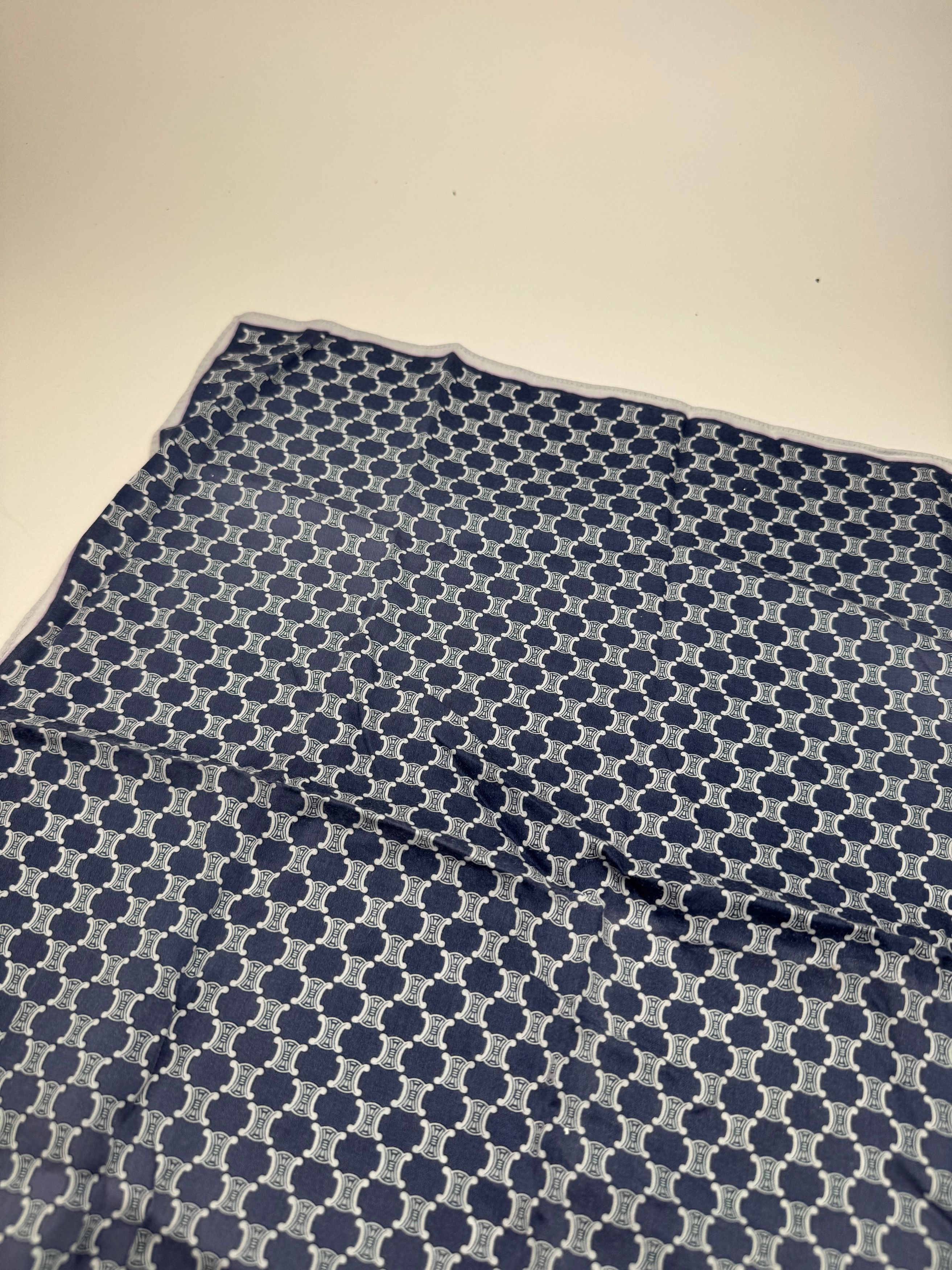 Celine Vintage Paris Triumphe monogram scarf navy white Size ONE SIZE - 5 Thumbnail