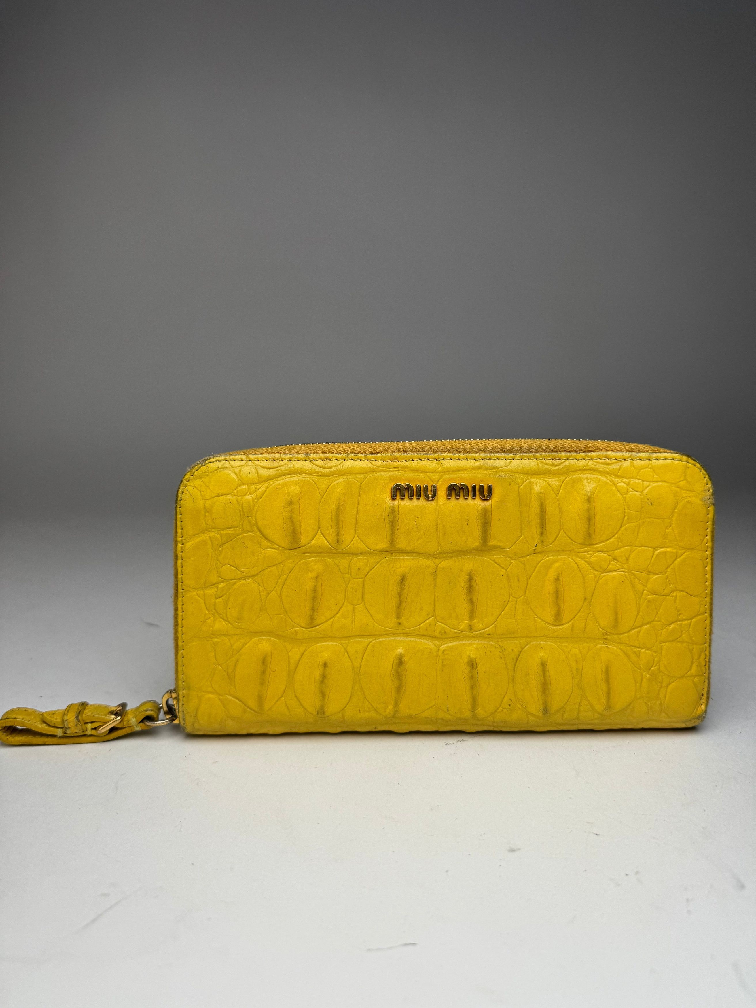 Miu Miu Vintage Leather Wallet Yellow Size ONE SIZE - 10 Thumbnail
