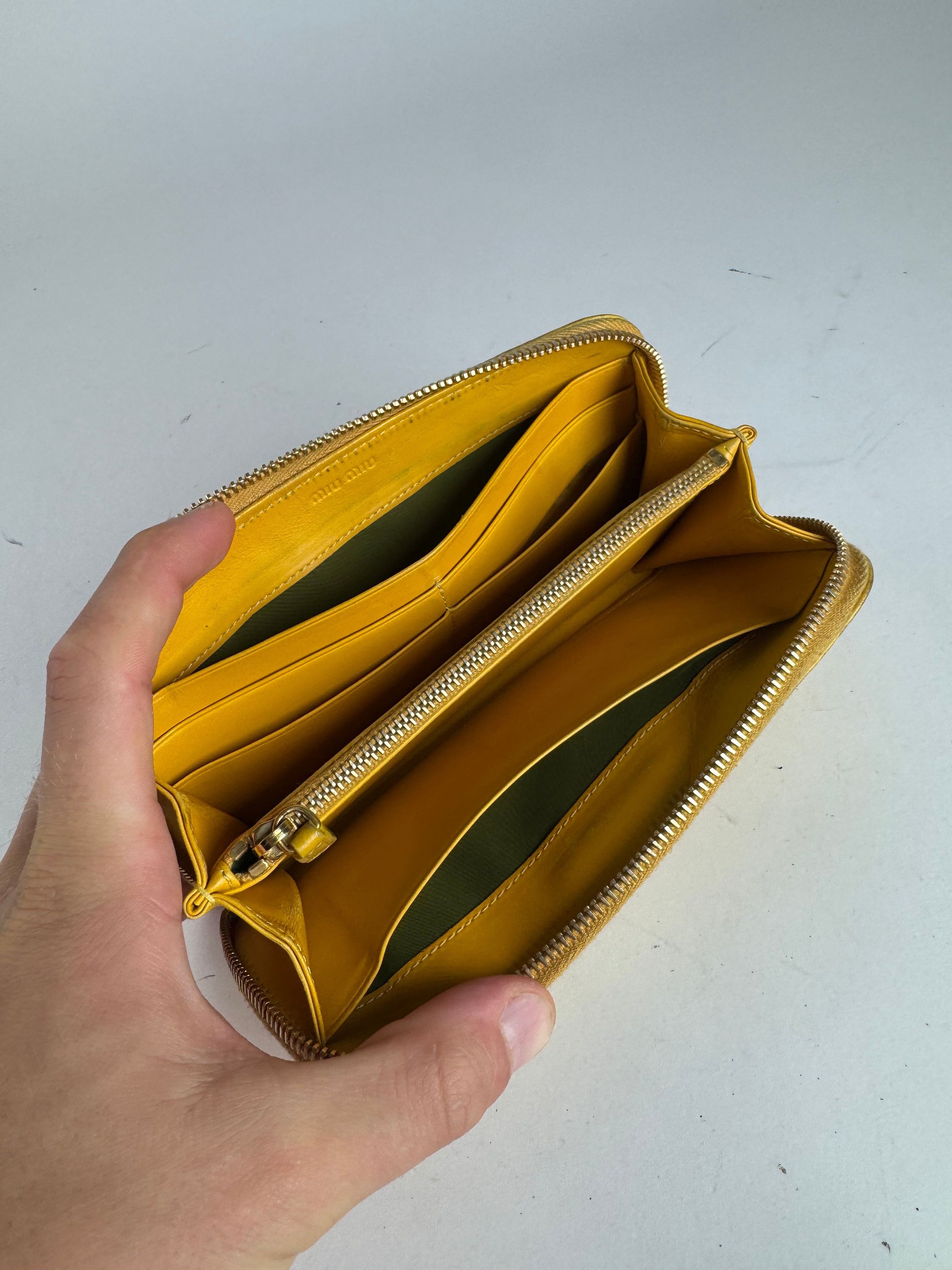 Miu Miu Vintage Leather Wallet Yellow Size ONE SIZE - 3 Thumbnail
