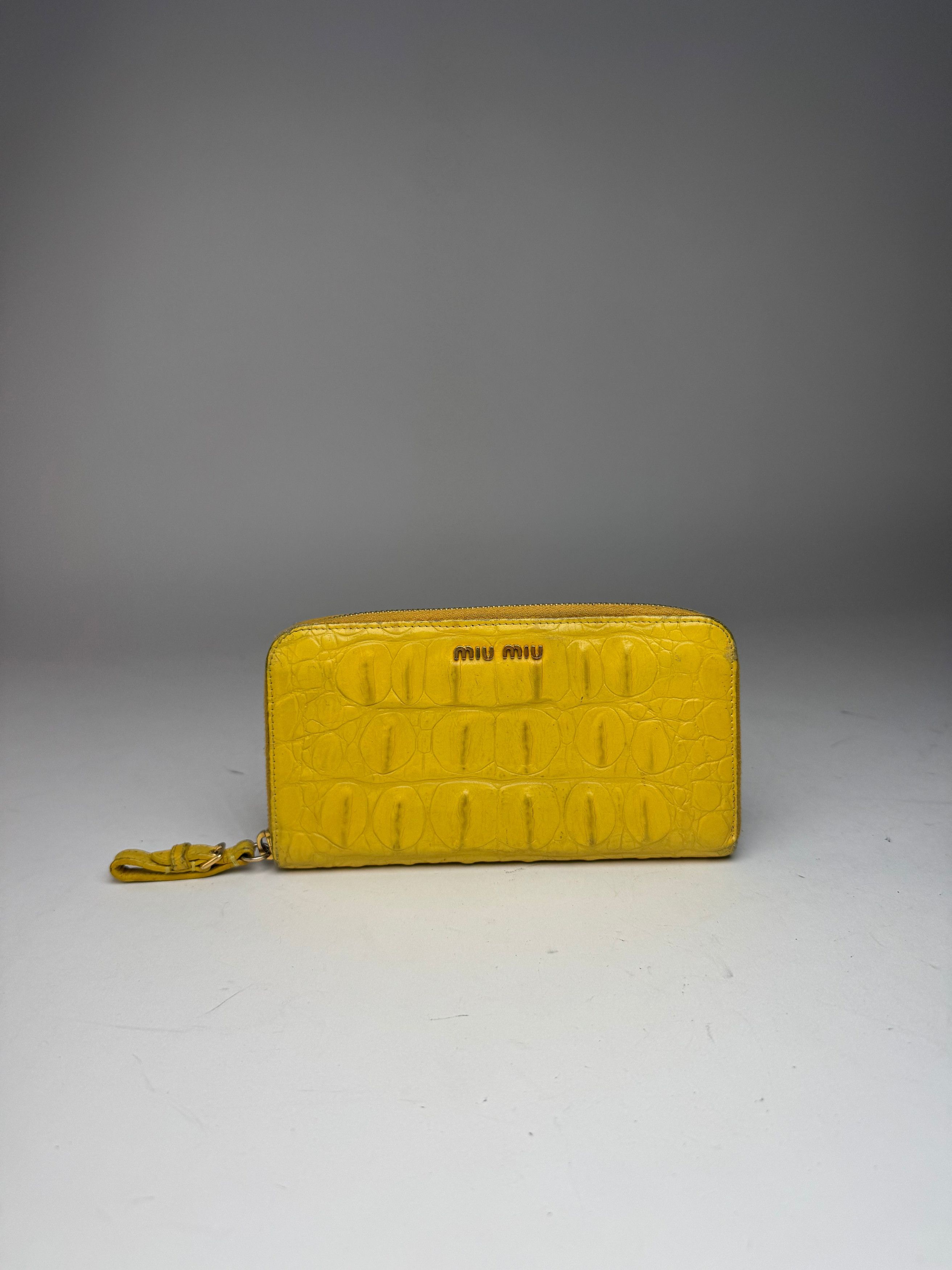 Miu Miu Vintage Leather Wallet Yellow Size ONE SIZE - 4 Thumbnail