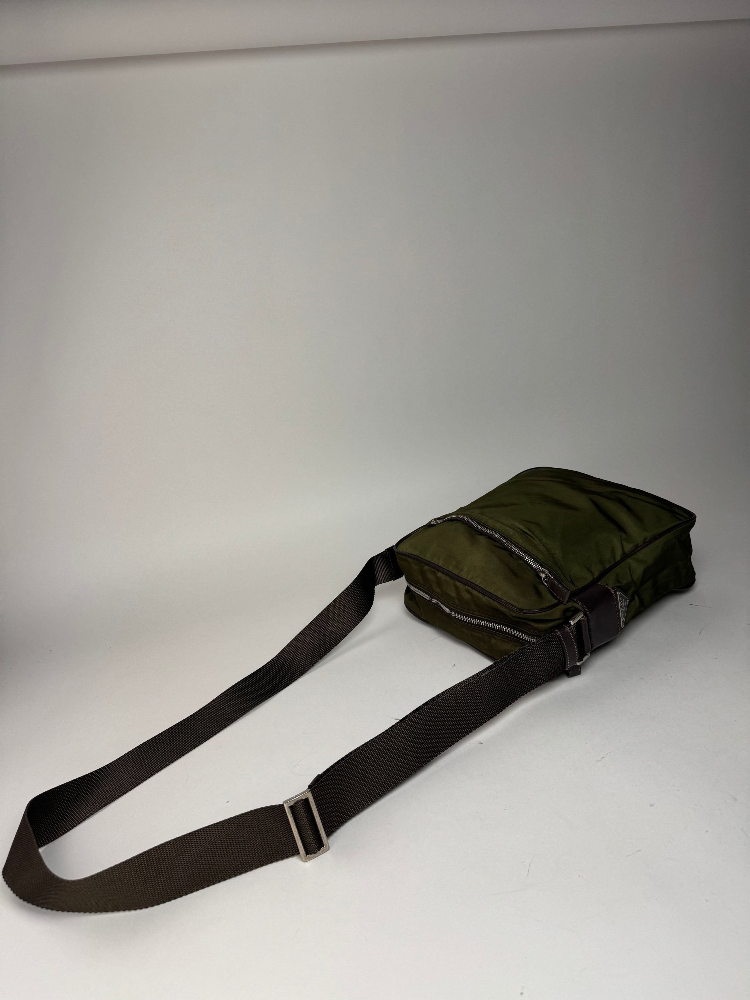 Prada Vintage 2Way Polyester Triangle bag green brown Size ONE SIZE - 9 Thumbnail