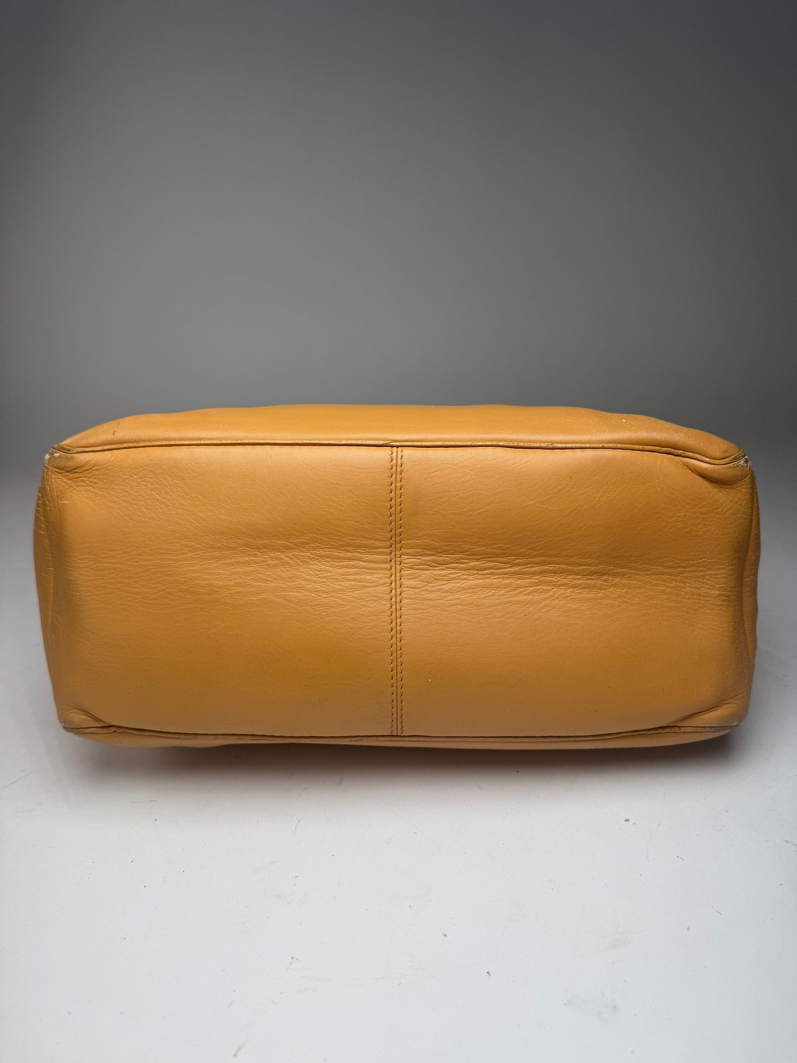 Celine Vintage Paris Boogie Bag Camel Size ONE SIZE - 10 Thumbnail