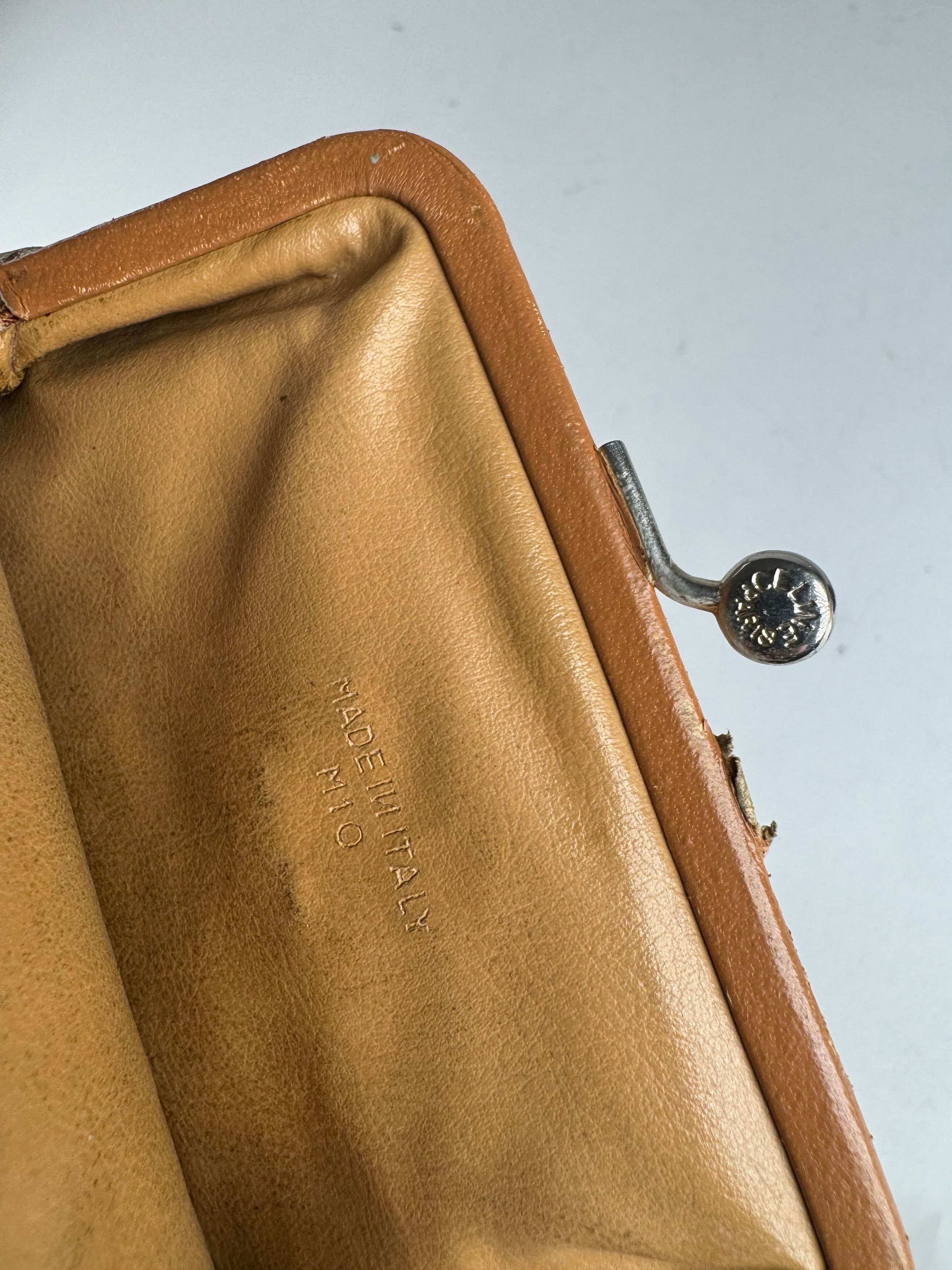Celine Vintage Paris Triomphe Monogram Leather card Holder / Purse Size ONE SIZE - 7 Thumbnail