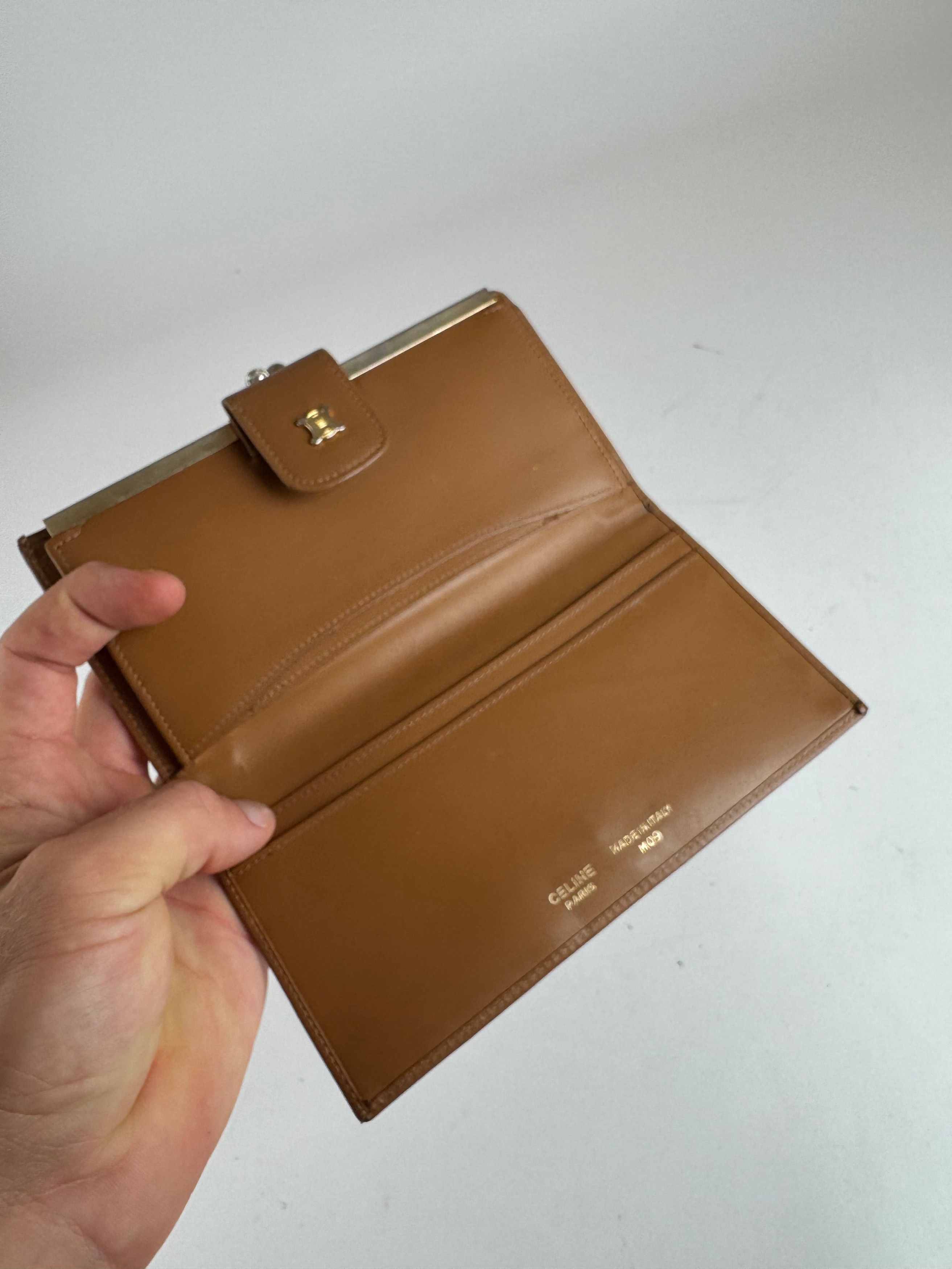 Celine Vintage Paris Monogram Leather Wallet beige Size ONE SIZE - 13 Thumbnail