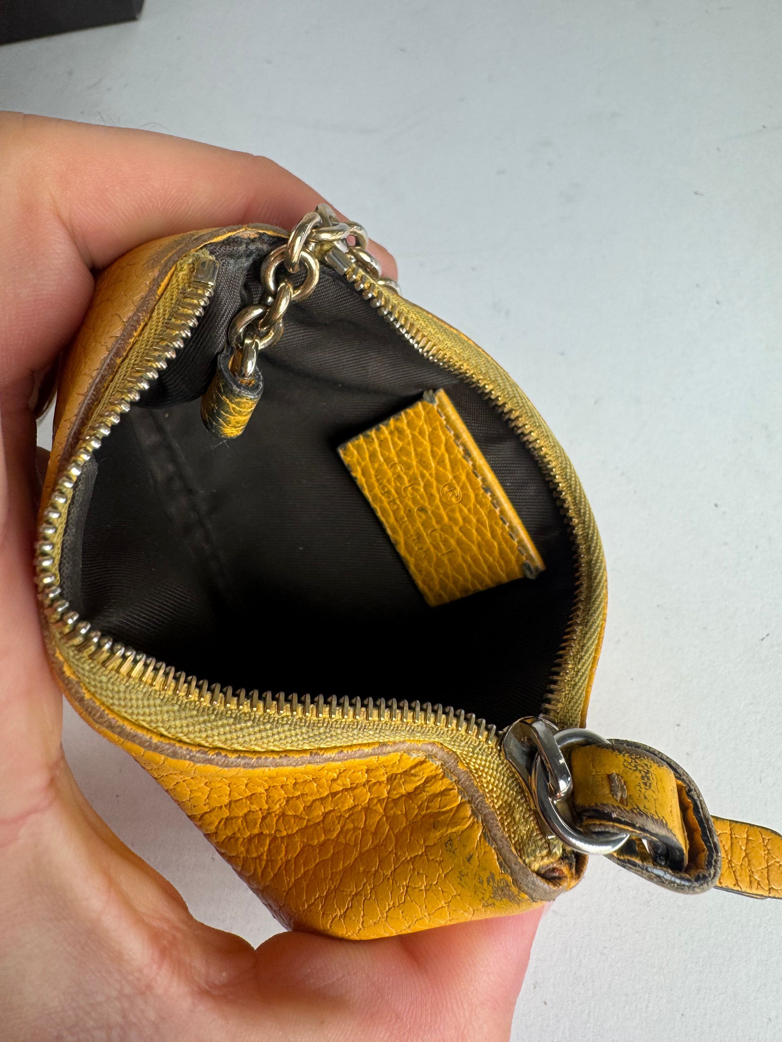 Gucci Vintage Leather Card Holder Yellow Size ONE SIZE - 3 Thumbnail