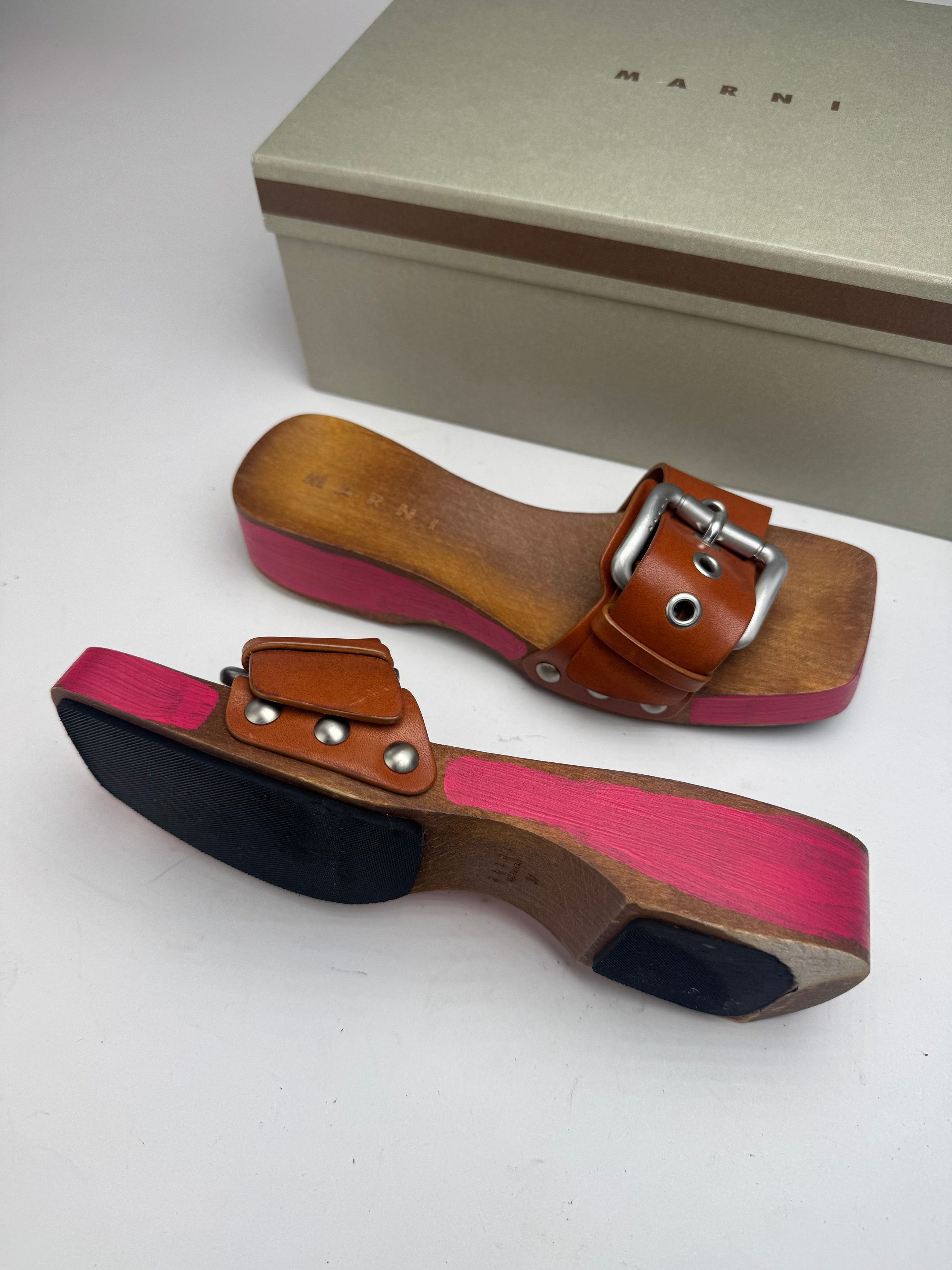 Marni Vintage Wooden Sandals Pink brown EU37 Size US 6 / IT 36 - 2 Thumbnail