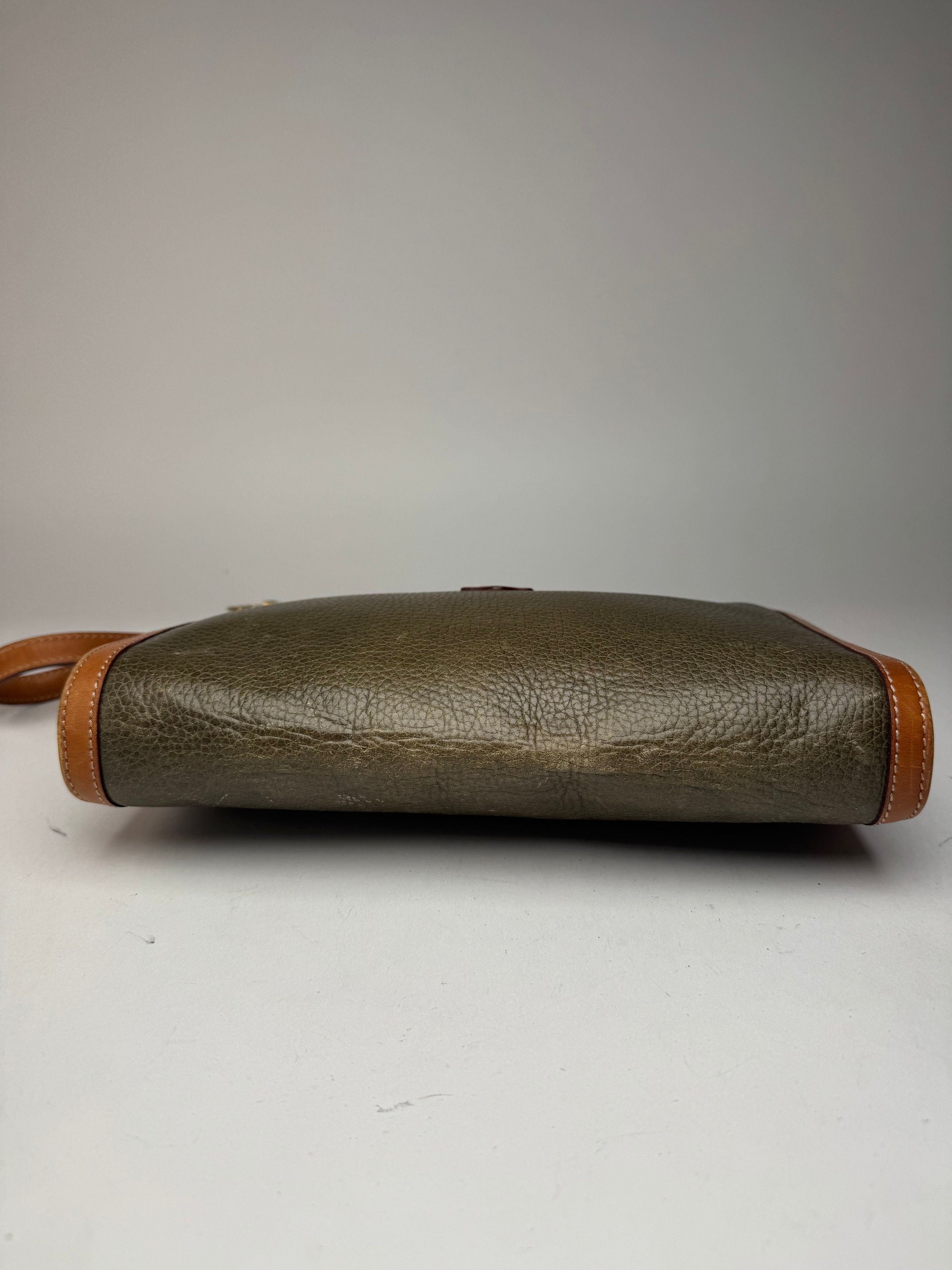 Celine Vintage Paris Leather Clutch Brown Green Size ONE SIZE - 9 Thumbnail