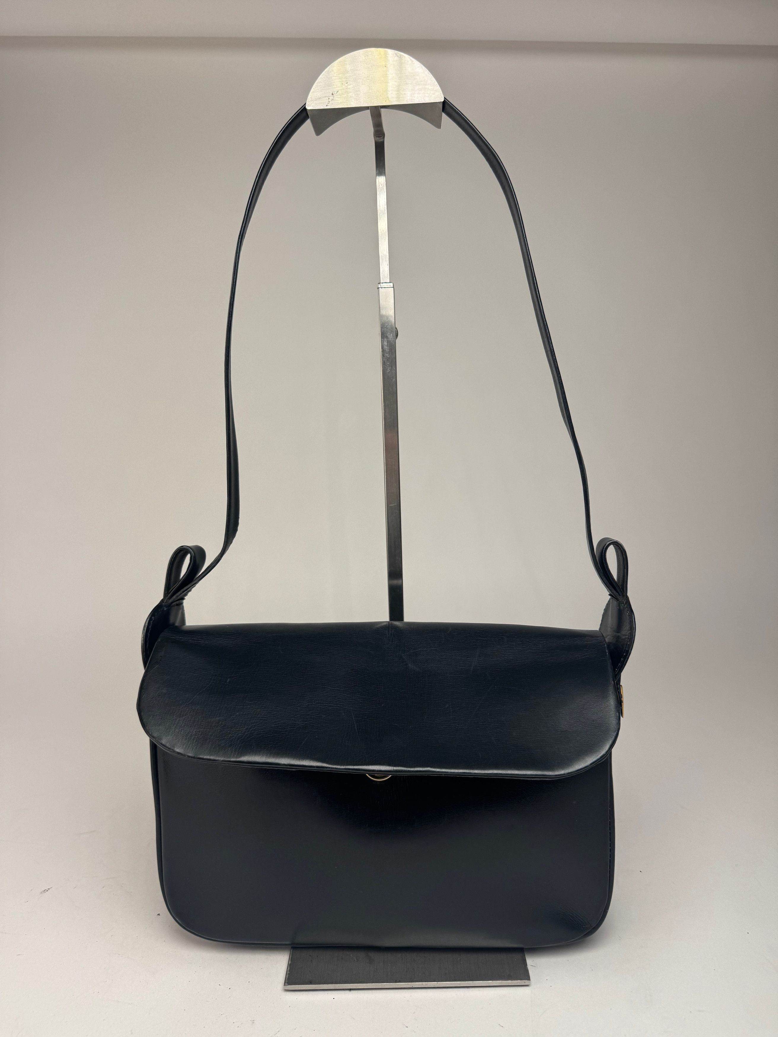 Givenchy Vintage Leather Bag Navy Size ONE SIZE - 7 Thumbnail
