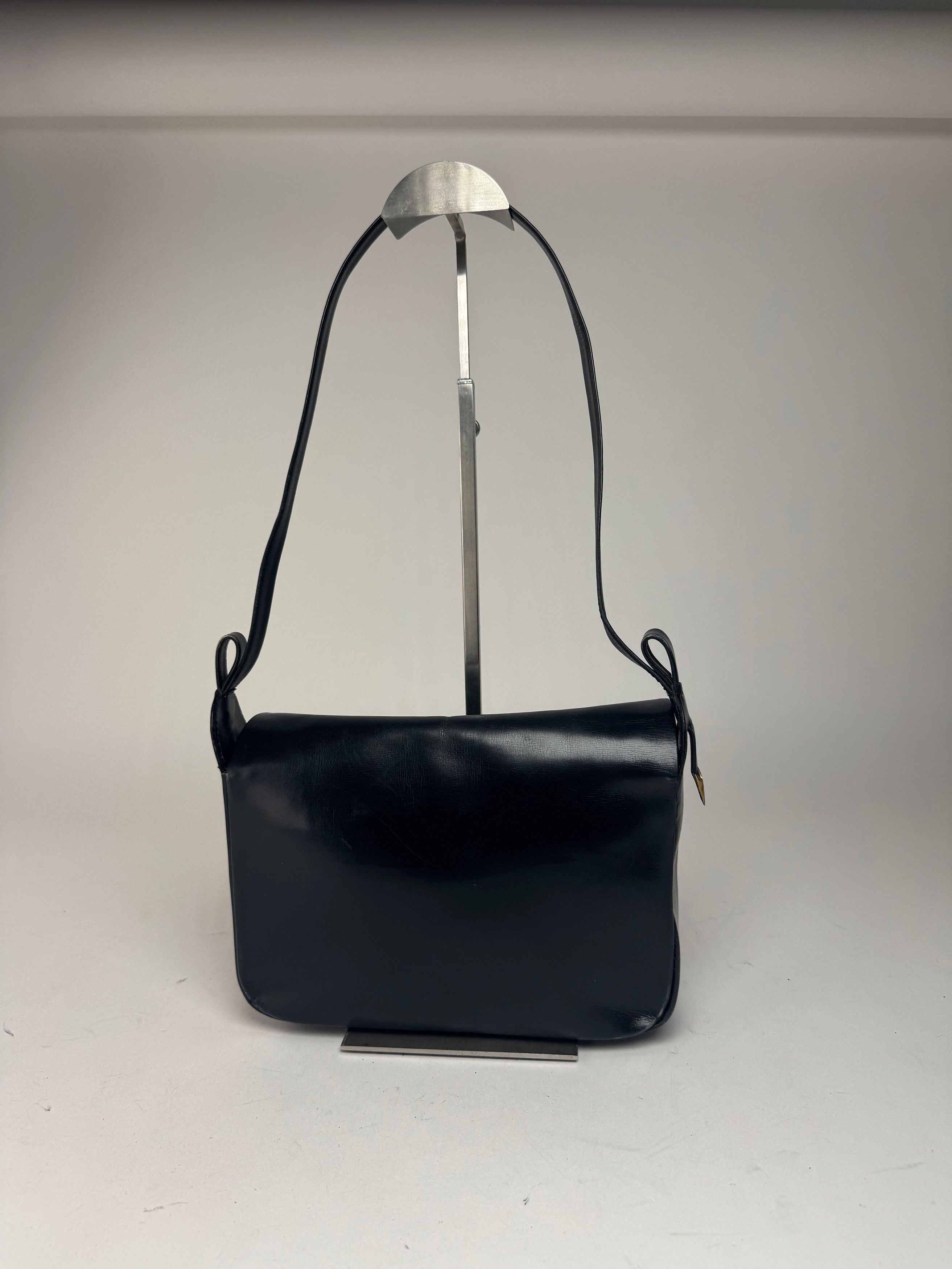 Givenchy Vintage Leather Bag Navy Size ONE SIZE - 14 Thumbnail