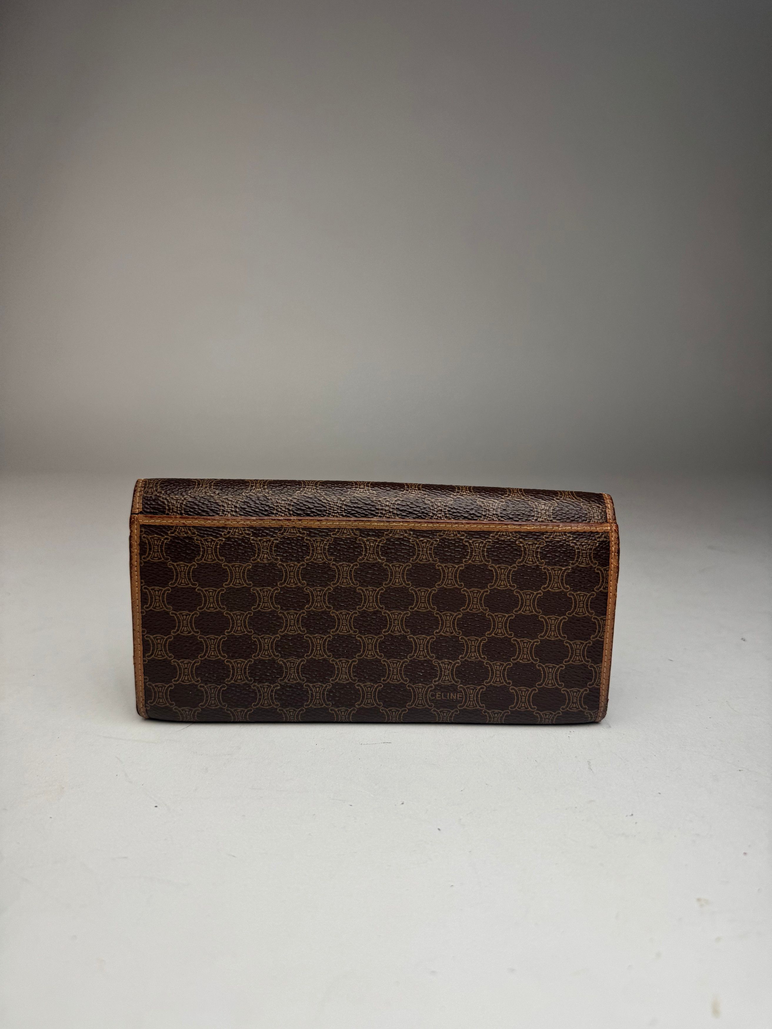 Celine Vintage Triomphe Monogram Leather wallet brown Size ONE SIZE - 9 Thumbnail