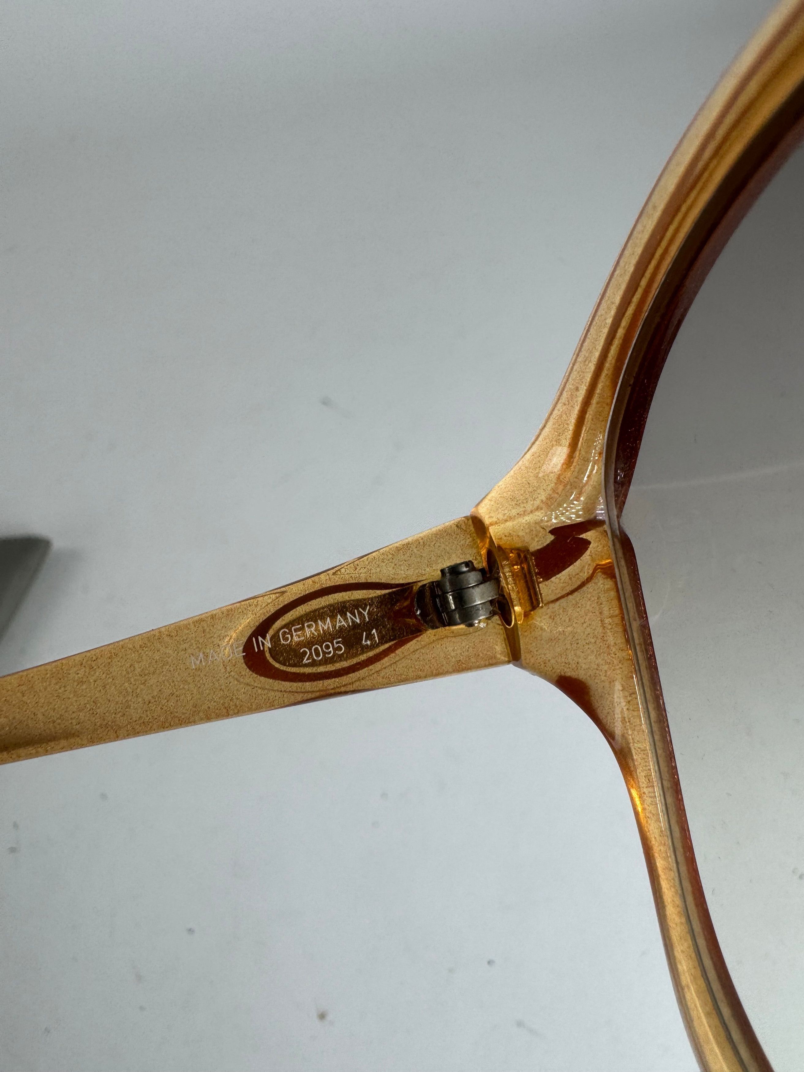 Dior Vintage Overd Sunglasses Orange Size ONE SIZE - 10 Thumbnail