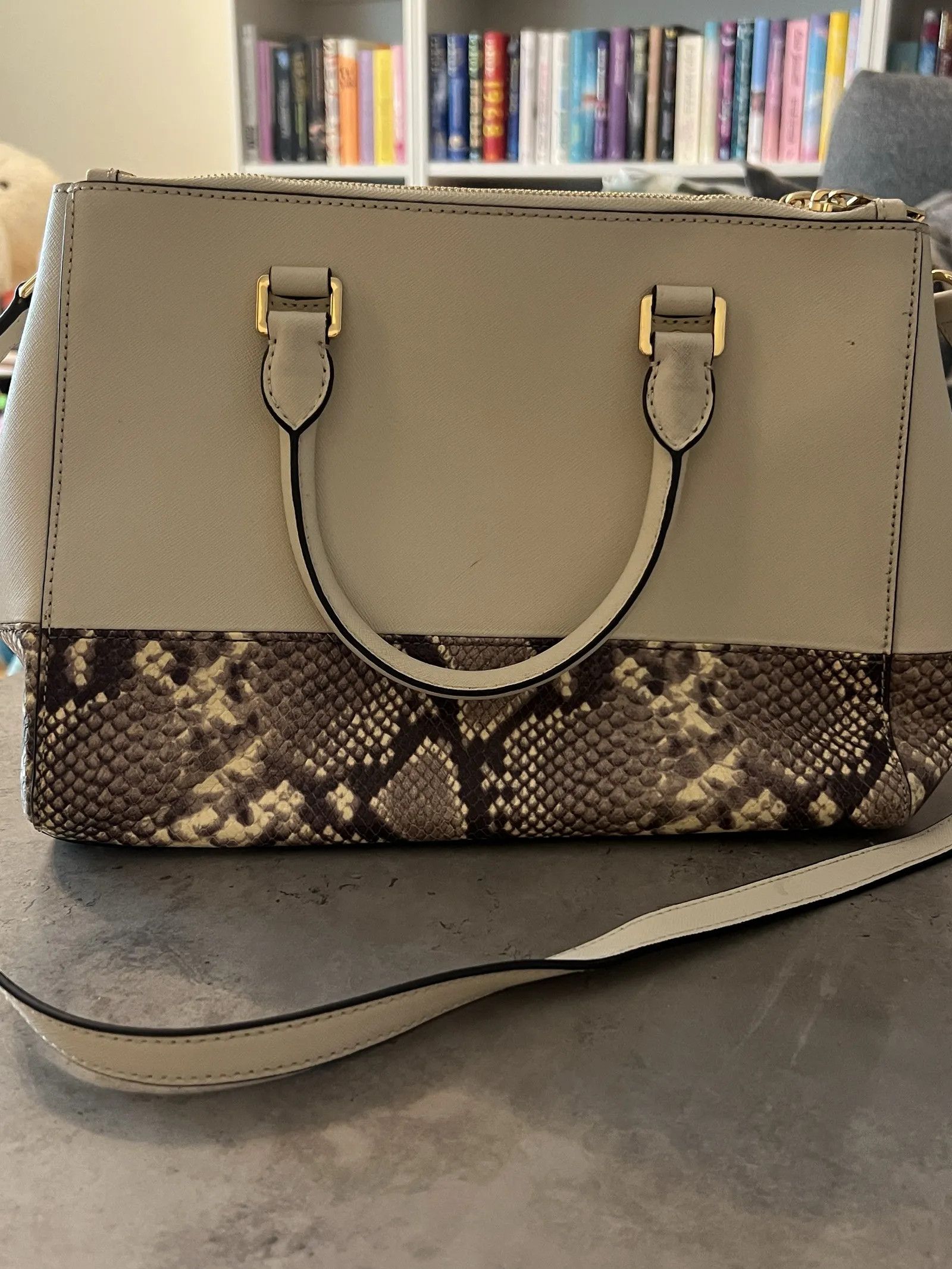 Michael Kors Michael Kors Bucket Bag Size ONE SIZE - 3 Thumbnail