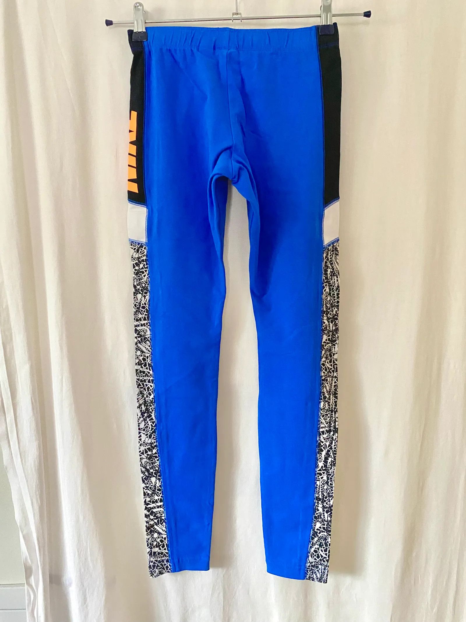 Nike Nike Träningsbyxor blå / flerfärgade Sweatpants Size 27" / US 4 / IT 40 - 4 Thumbnail