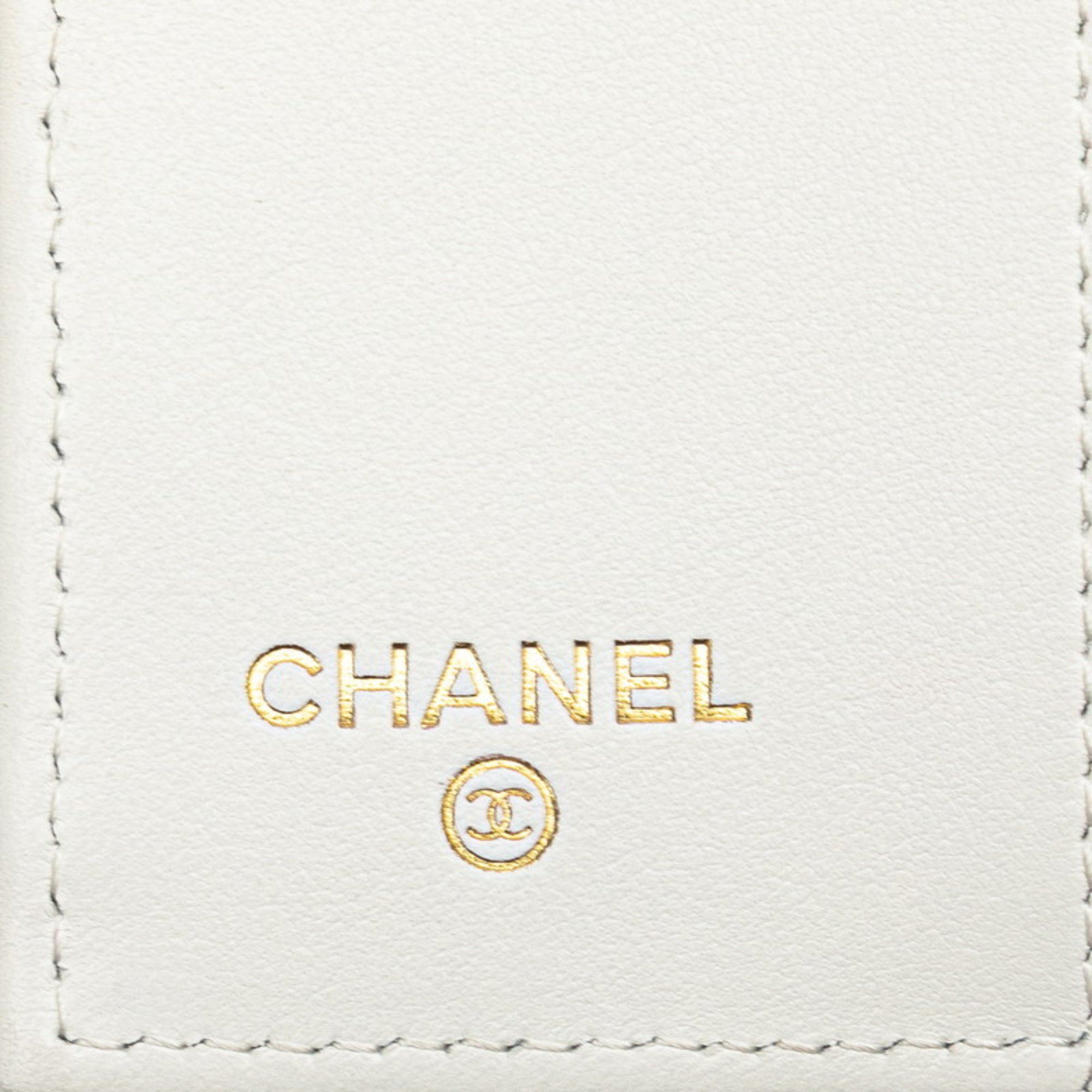 Chanel CHANEL Matelasse Coco Mark Tri-fold Wallet, Compact White, Gold Hardware, Caviar Skin, Women's Size ONE SIZE - 10 Thumbnail
