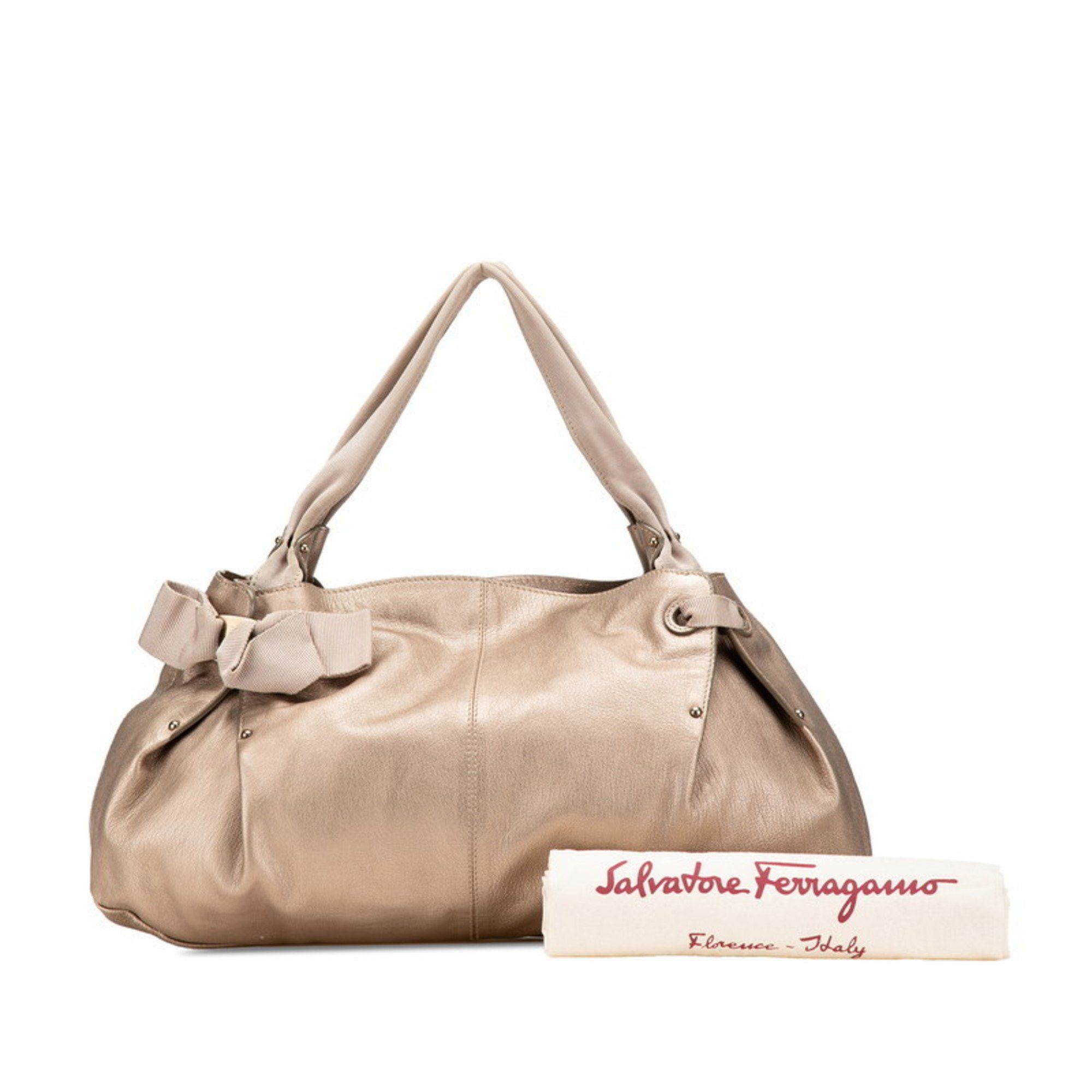 Salvatore Ferragamo Salvatore Ferragamo Vara Ribbon Tote Bag in Gold Leather for Women Size ONE SIZE - 11 Thumbnail