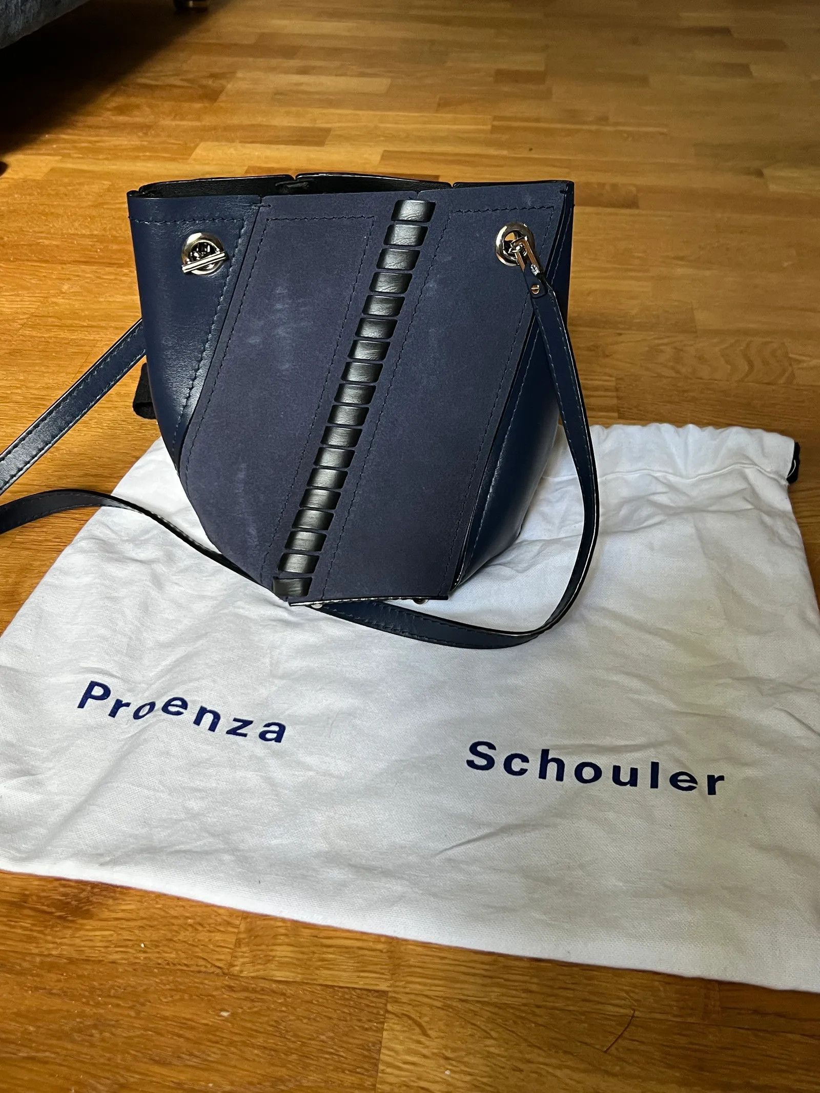 Proenza Schouler Proenza Schouler Hex Bucket Bag Small Crossbody Bag Size ONE SIZE - 2 Thumbnail