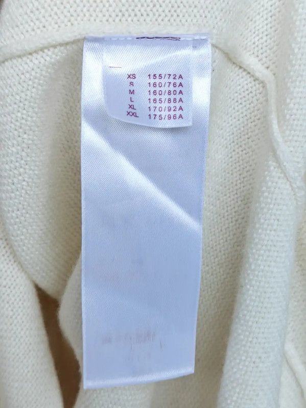 Louis Vuitton Louis Vuitton Winter Cream Cashmere Knit Sweater 0089 Size XS / US 0-2 / IT 36-38 - 6 Thumbnail