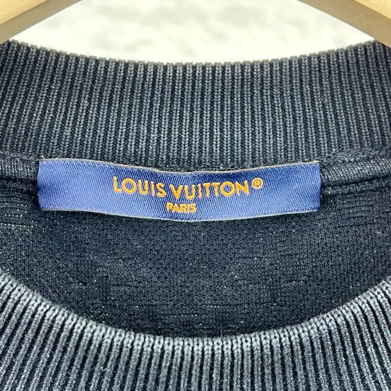 Louis Vuitton Louis Vuitton Women's Black Cotton T-Shirt 0089 Size XS / US 0-2 / IT 36-38 - 3 Thumbnail