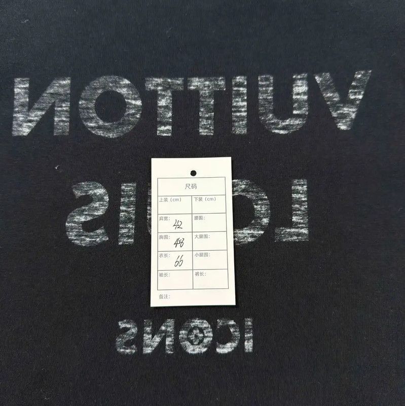 Louis Vuitton Louis Vuitton Black Cotton Women's T-Shirt 0089 Size M / US 6-8 / IT 42-44 - 5 Thumbnail
