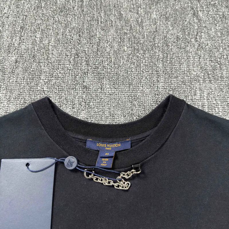 Louis Vuitton Louis Vuitton Black Cotton Women's T-Shirt 0089 Size M / US 6-8 / IT 42-44 - 3 Thumbnail