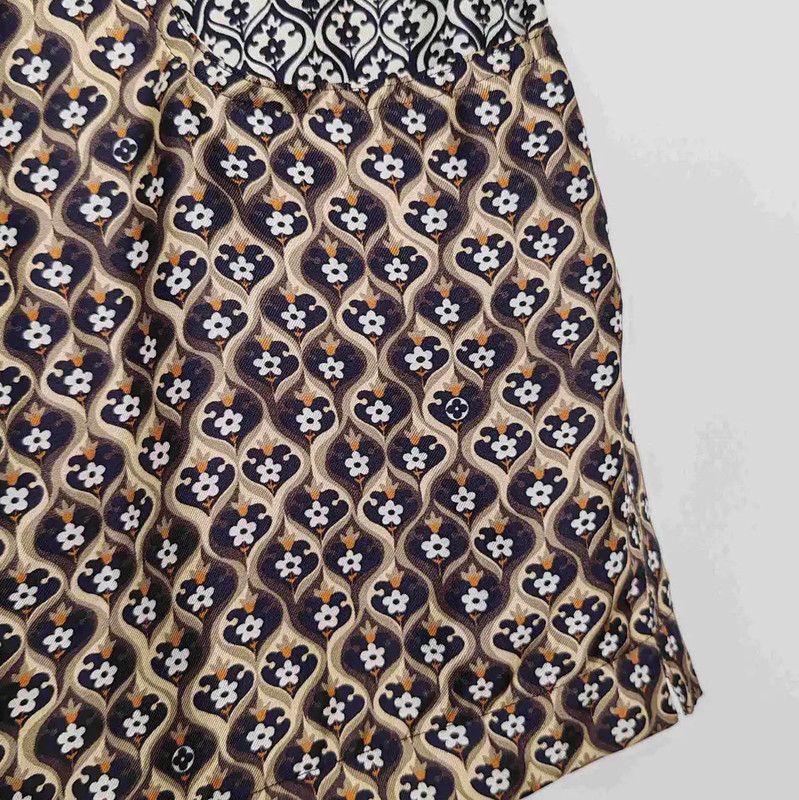 Louis Vuitton Louis Vuitton Brown Silk Women's Shorts 0089 Size 23" - 4 Thumbnail