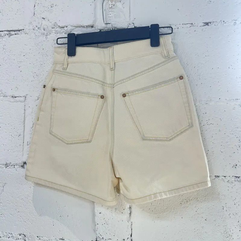 Louis Vuitton Louis Vuitton White Cotton Women's Shorts 0089 Size 28" / US 6 / IT 42 - 2 Thumbnail