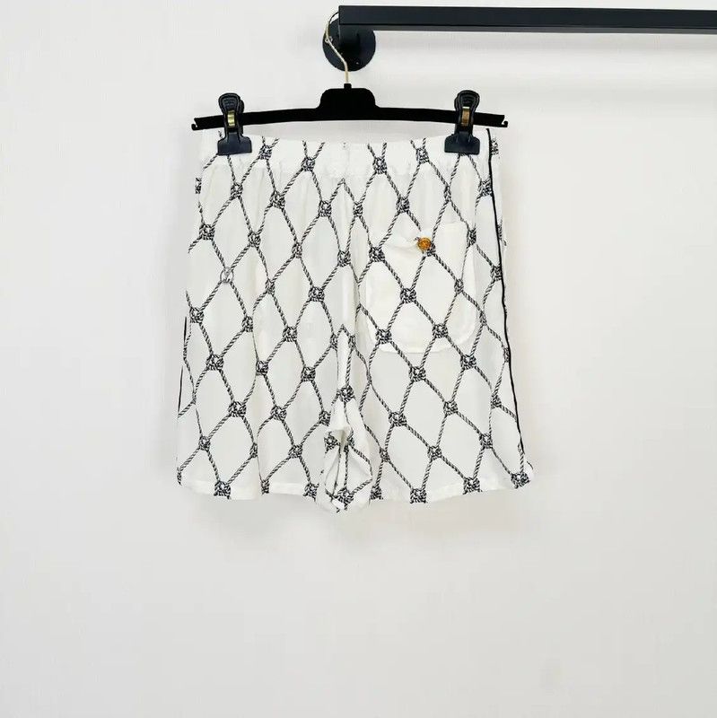 Louis Vuitton Louis Vuitton Women's White Shorts Size S 0089 Size 23" - 2 Thumbnail