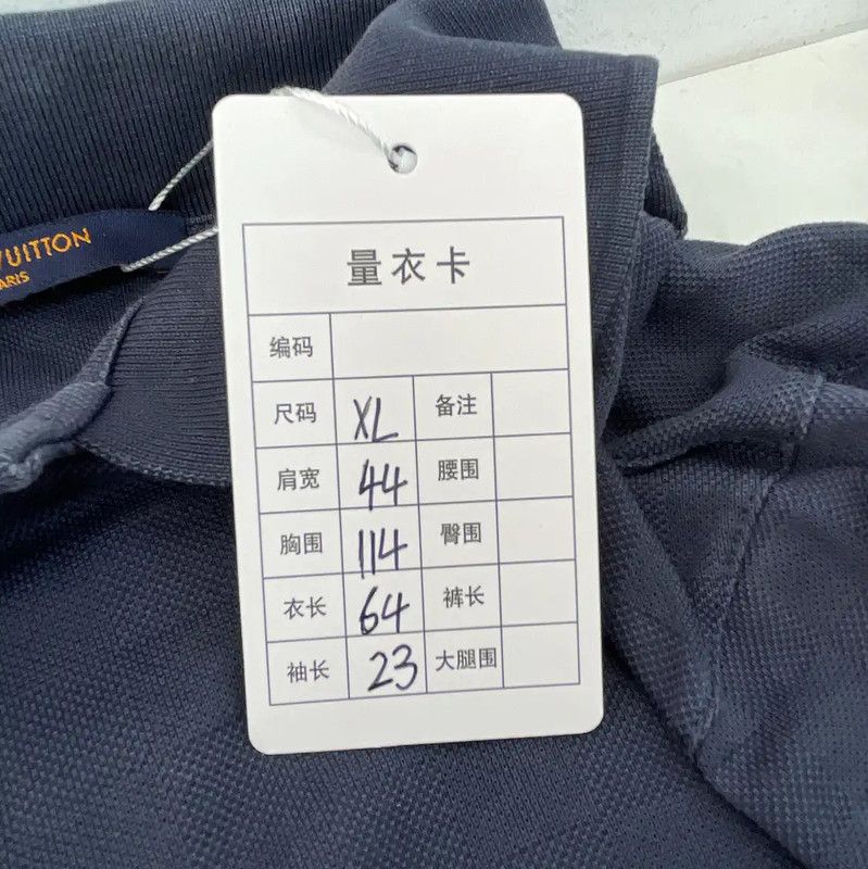 Louis Vuitton Louis Vuitton Summer Navy Cotton T-Shirt 0089 Size XL / US 12-14 / IT 48-50 - 6 Thumbnail