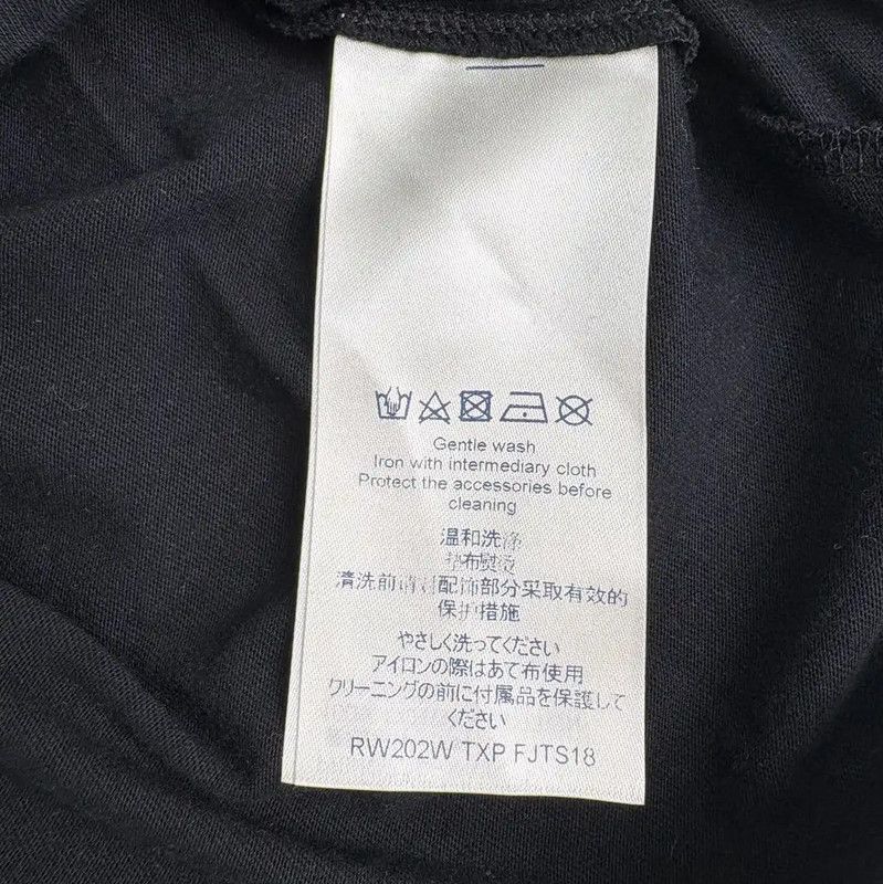 Louis Vuitton Louis Vuitton Black Cotton Women's T-shirt 0089 Size XS / US 0-2 / IT 36-38 - 4 Thumbnail